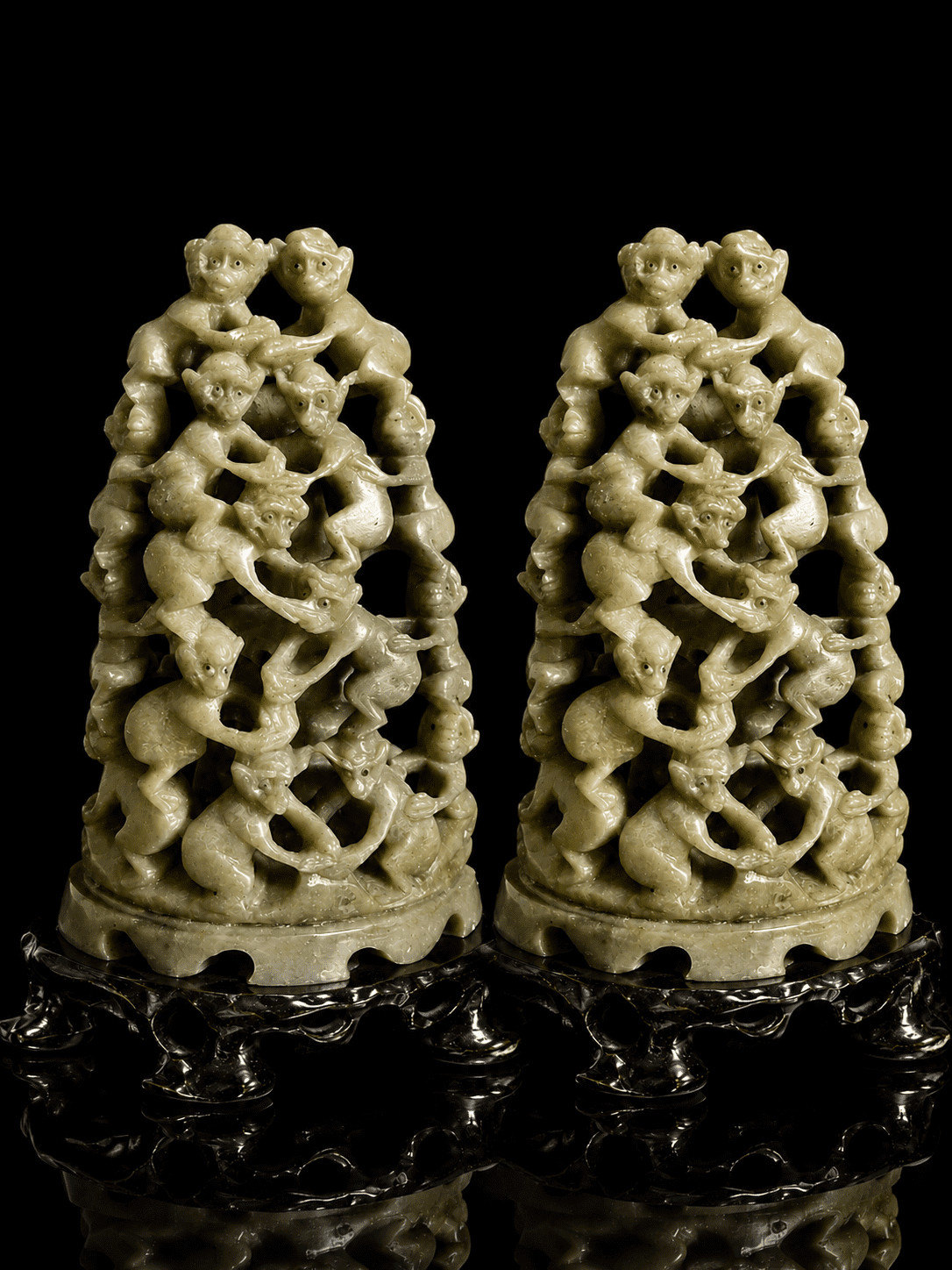 Vintage 1940's Chinese Hand Carved Jade Soapstone Ten Monkeys Acrobatic Statue Vintage 1940's Chinese Hand Carved Jade Soapstone Ten Monkeys Acrobatic Statue