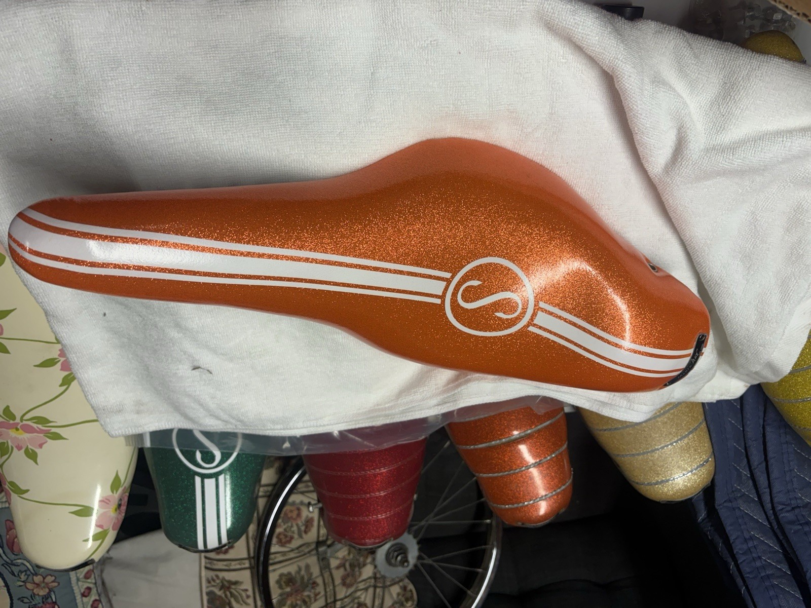 1971-1972 Schwinn Stingray Manta Ray Kool Orange Seat 1971-1972 Schwinn Stingray Manta Ray Kool Orange Seat