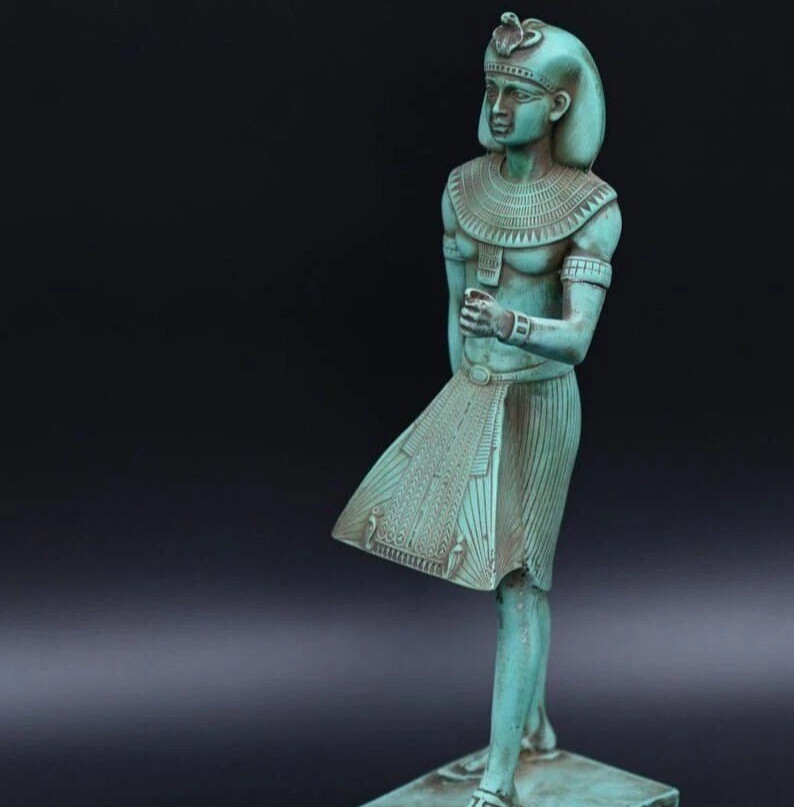 Egyptian Artifacts A Rare Authentic Pharaonic Statue Egyptian Phataoh Khufu BC Egyptian Artifacts A Rare Authentic Pharaonic Statue Egyptian Phataoh Khufu BC