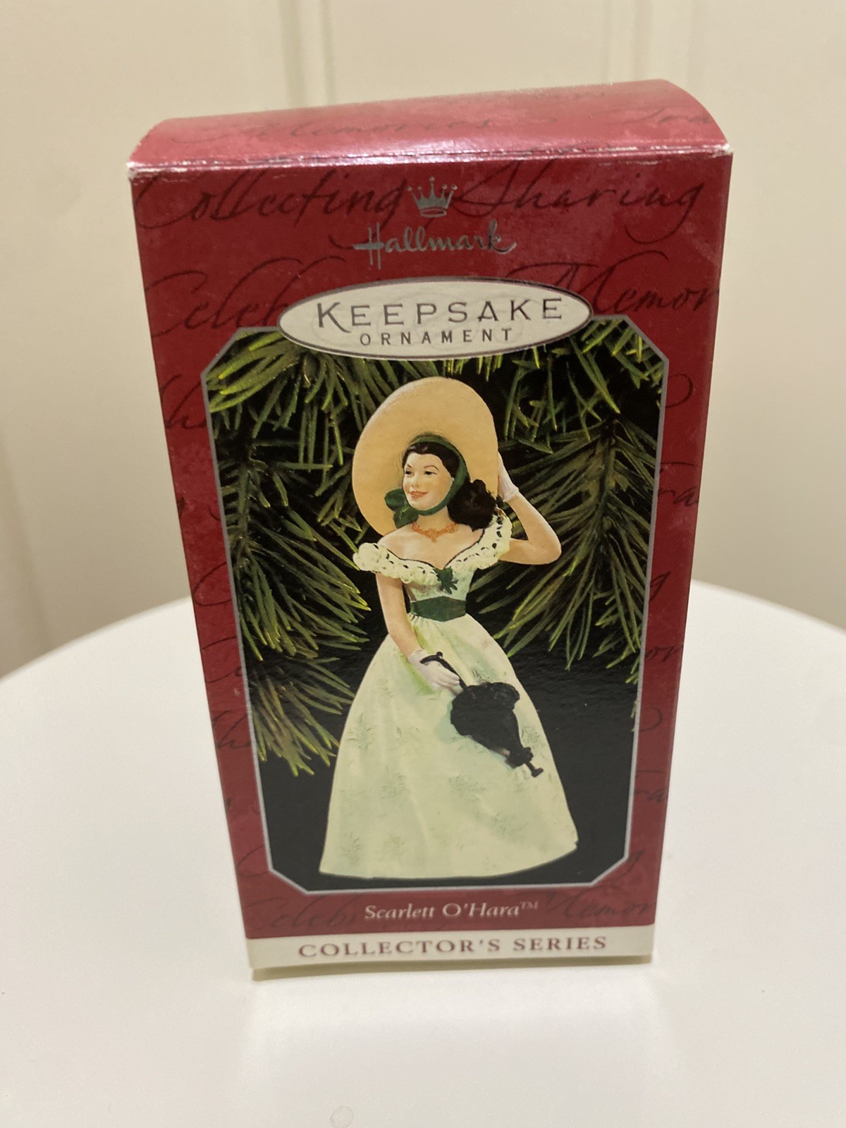 1998 Hallmark Keepsake Scarlett O'Hara Collector's Series Ornament 1998 NIB 1998 Hallmark Keepsake Scarlett O'Hara Collector's Series Ornament 1998 NIB