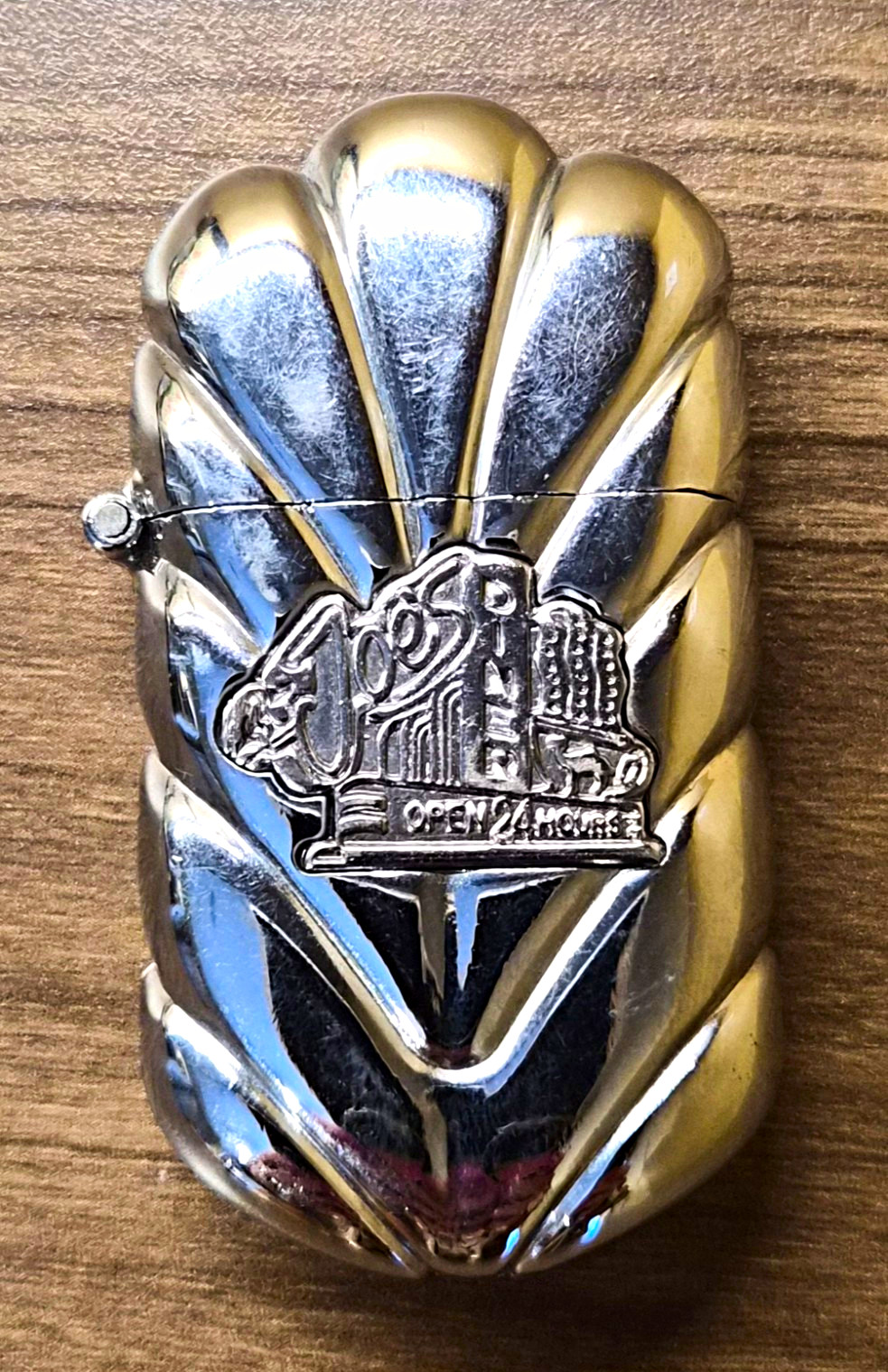 1994 Camel Joe’s Diner Open 24 Hours Chrome Clamshell Lighter Vintage