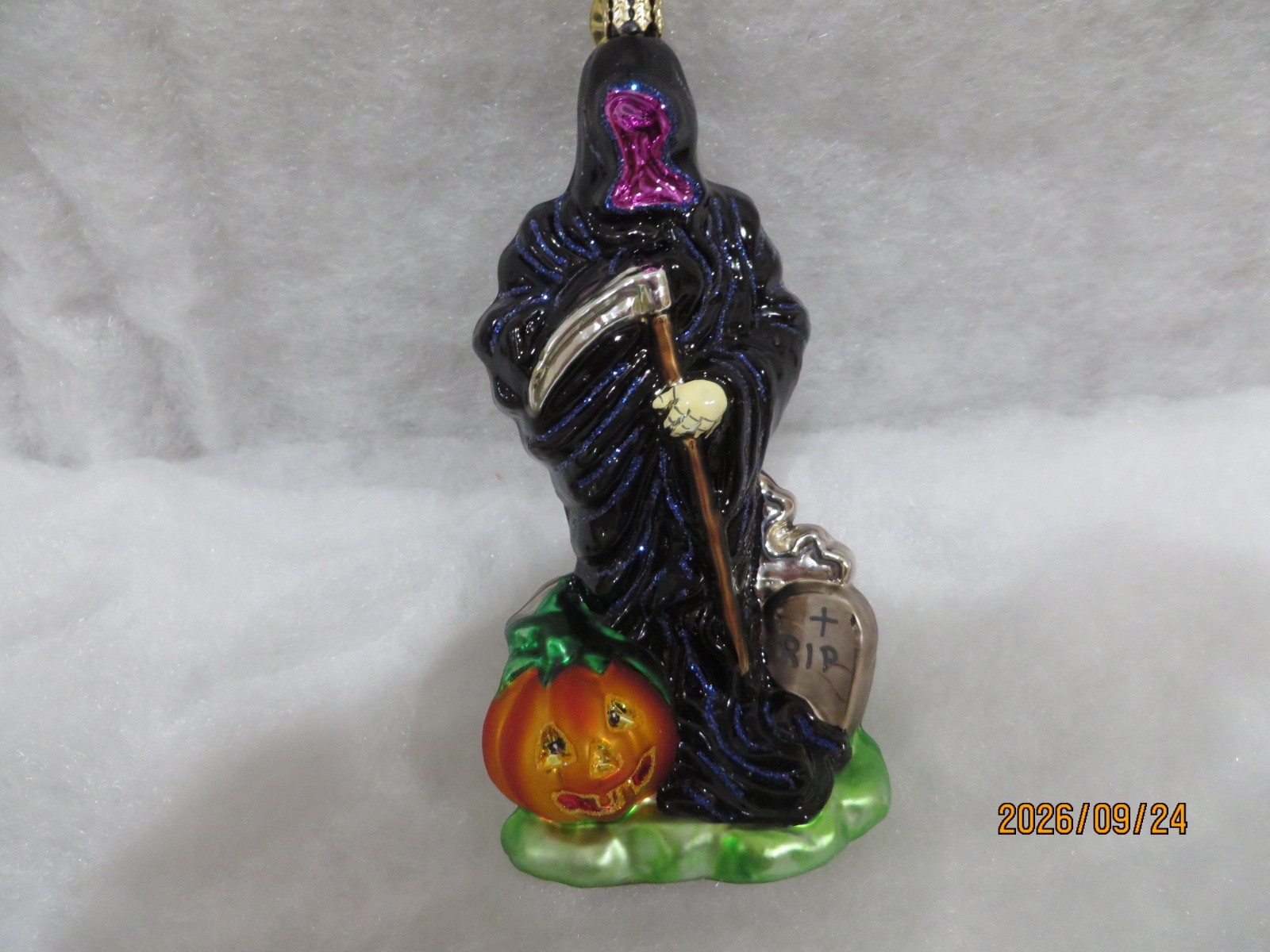 RADKO HALLOWEEN ORNAMENT - Grave Ghoul RADKO HALLOWEEN ORNAMENT - Grave Ghoul