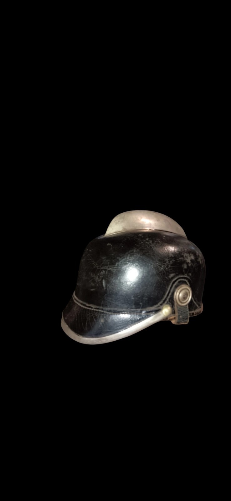 WW1 Imperial German Fire Helmet Pickelhaube WW1 Imperial German Fire Helmet Pickelhaube