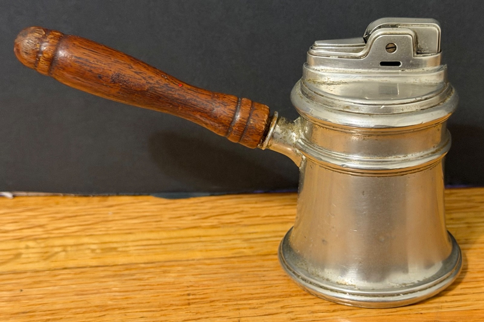 Vintage MCM RONSON "COLONY " Table Lighter In "As Found" Condition-Not Working Vintage MCM RONSON "COLONY " Table Lighter In "As Found" Condition-Not Working