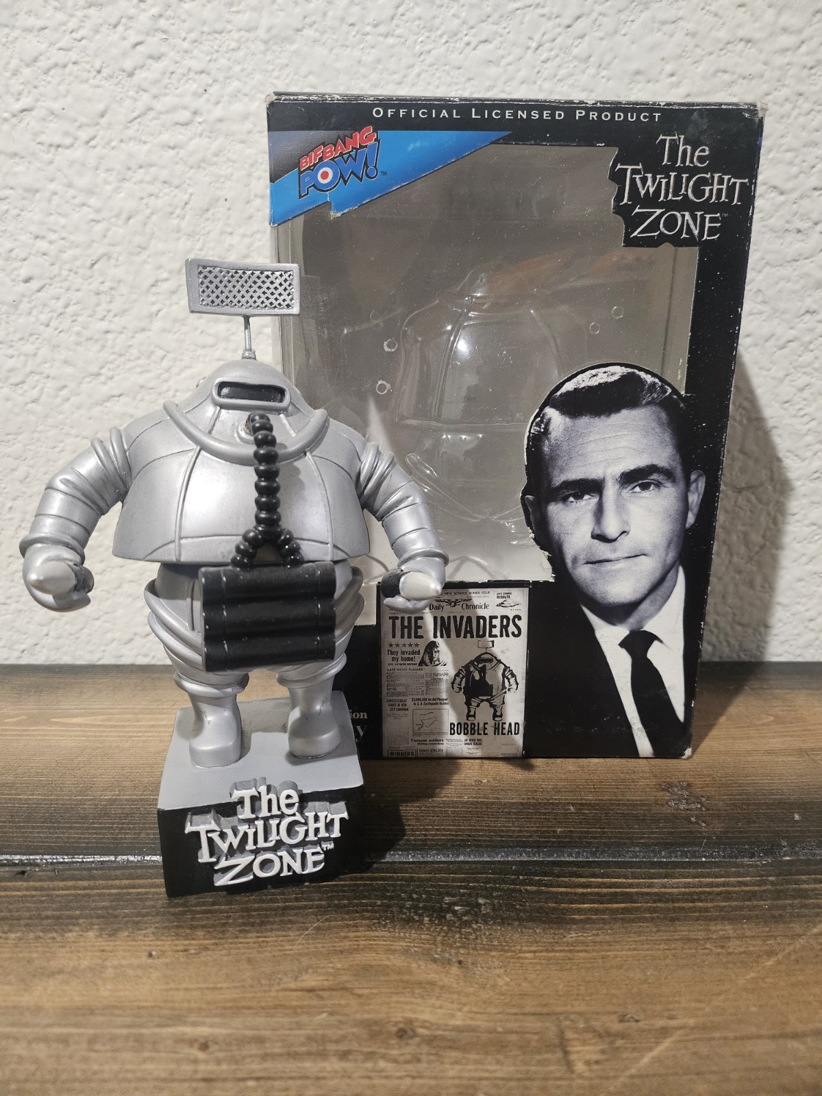 The Twilight Zone The Invaders Bobble Head Bif Bang Pow 2009 Television City The Twilight Zone The Invaders Bobble Head Bif Bang Pow 2009 Television City