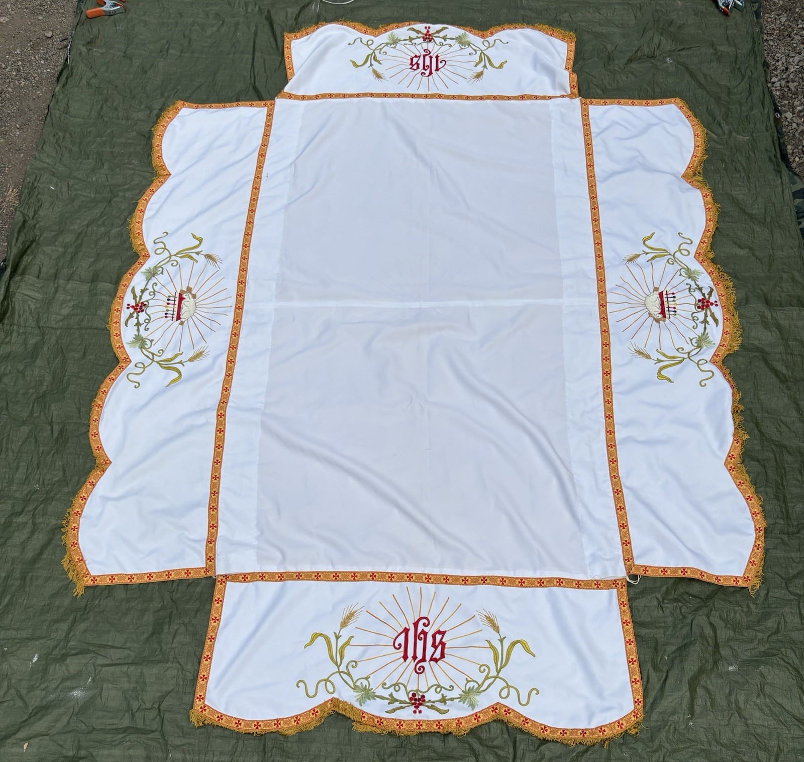 Processional Eucharistic Canopy for Liturgical Church Processions Processional Eucharistic Canopy for Liturgical Church Processions