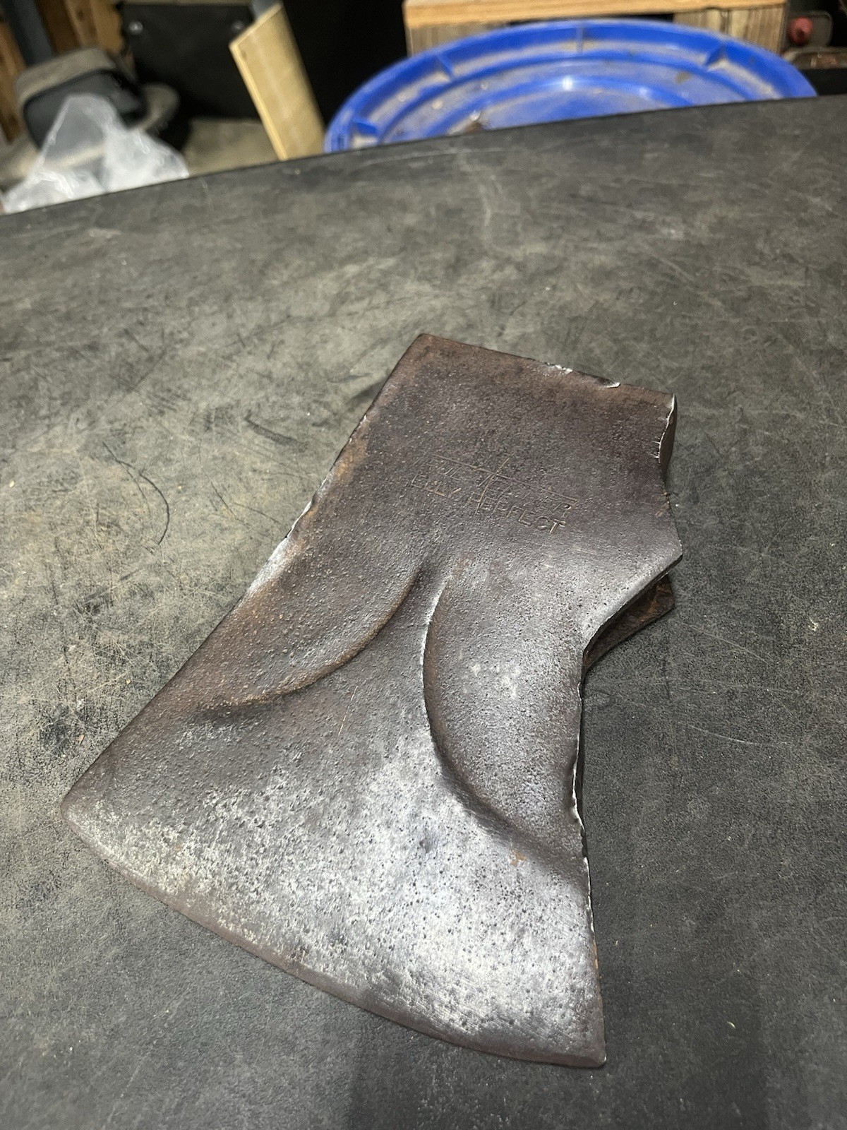 Vintage True Temper Kelly Perfect Axe Head Beveled 3.5 Lbs -Good Solid Condition Vintage True Temper Kelly Perfect Axe Head Beveled 3.5 Lbs -Good Solid Condition