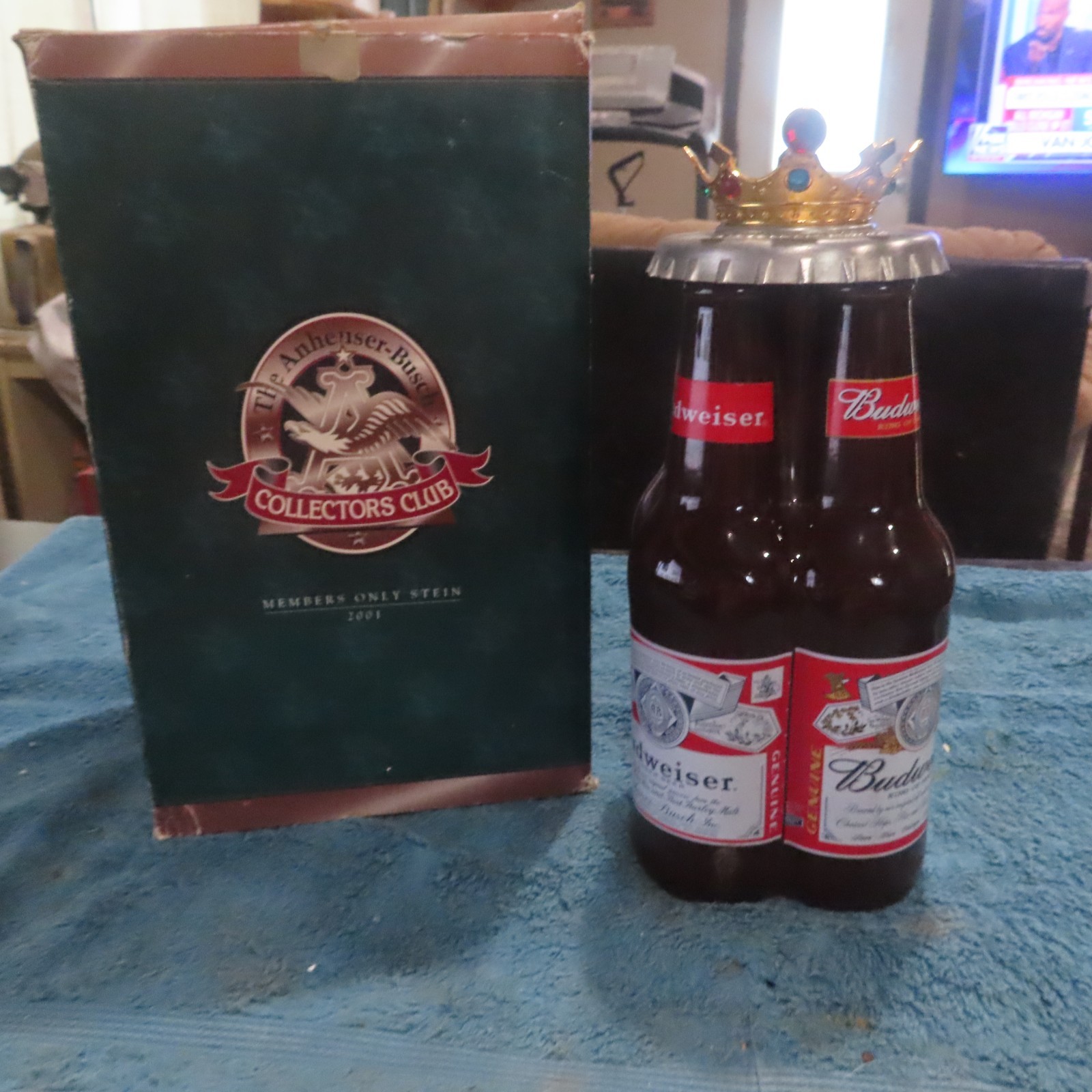 BUDWEISER KING OF BEERS CLUB STEIN ANHEUSER BUSCH BUDWEISER KING OF BEERS CLUB STEIN ANHEUSER BUSCH