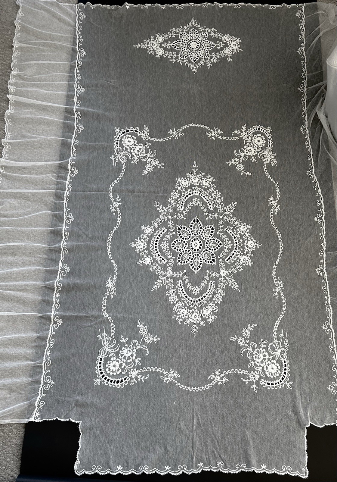 Antique 1920s tambour lace full/queen net bedspread. Great condition. Antique 1920s tambour lace full/queen net bedspread. Great condition.
