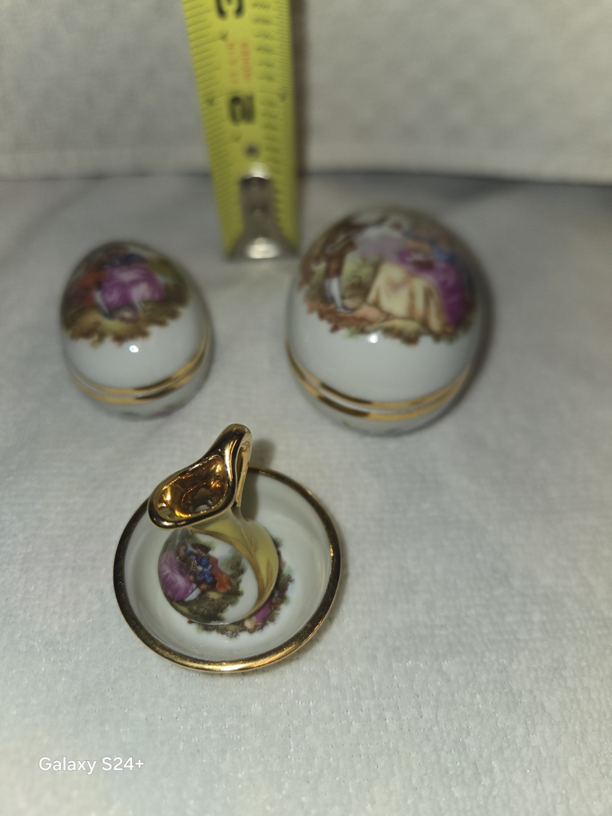 Vintage Limoges France Miniature Porcelain Courting Couple Collection – 6 Pieces Vintage Limoges France Miniature Porcelain Courting Couple Collection – 6 Pieces