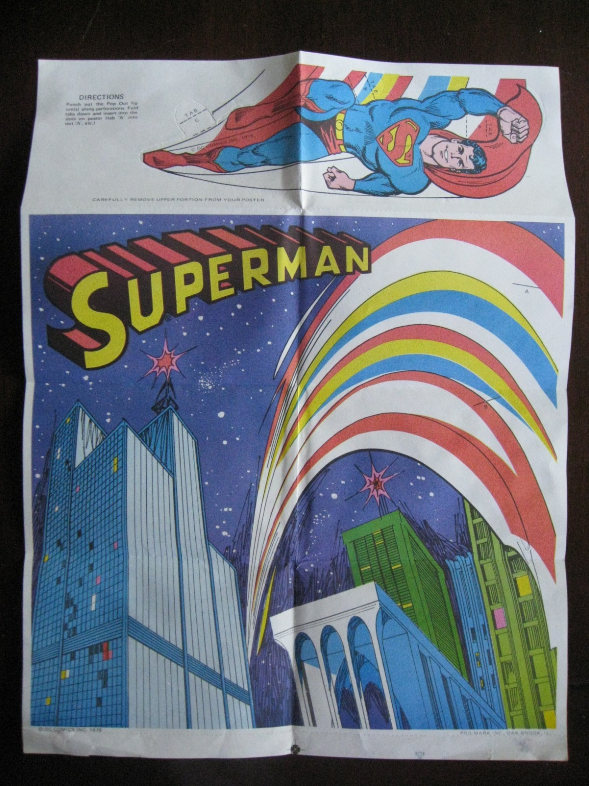 VINTAGE SUPERMAN 3D POSTER FROM 1978 CAME IN POST AND HONEYCOMB CEREAL BOXES VINTAGE SUPERMAN 3D POSTER FROM 1978 CAME IN POST AND HONEYCOMB CEREAL BOXES