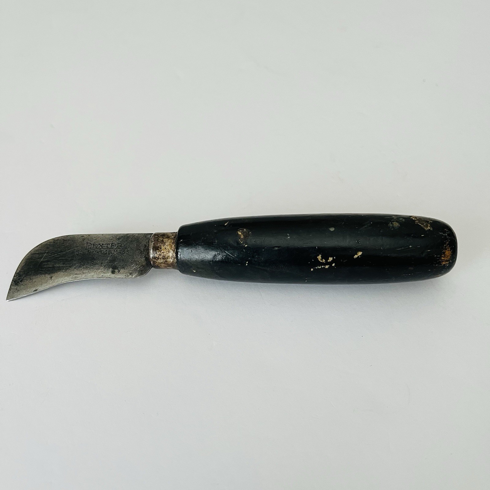 ANTIQUE Dexter Southbridge, Mass-Early 1900's Carpet Black Wood Handle Knife