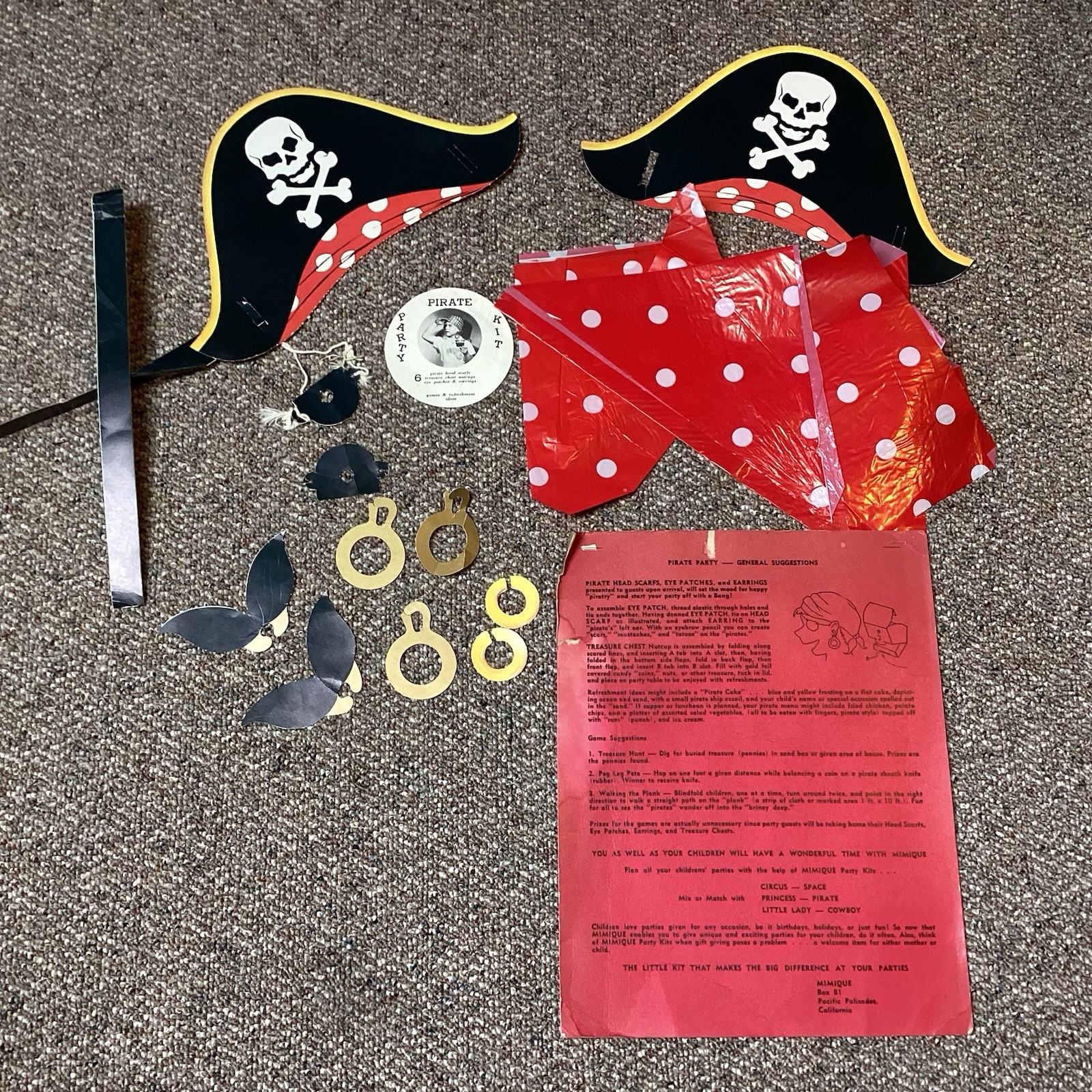 Vintage 1950’s-1960’s Pirate Paper Novelties Halloween Party Ephemera Vintage 1950’s-1960’s Pirate Paper Novelties Halloween Party Ephemera