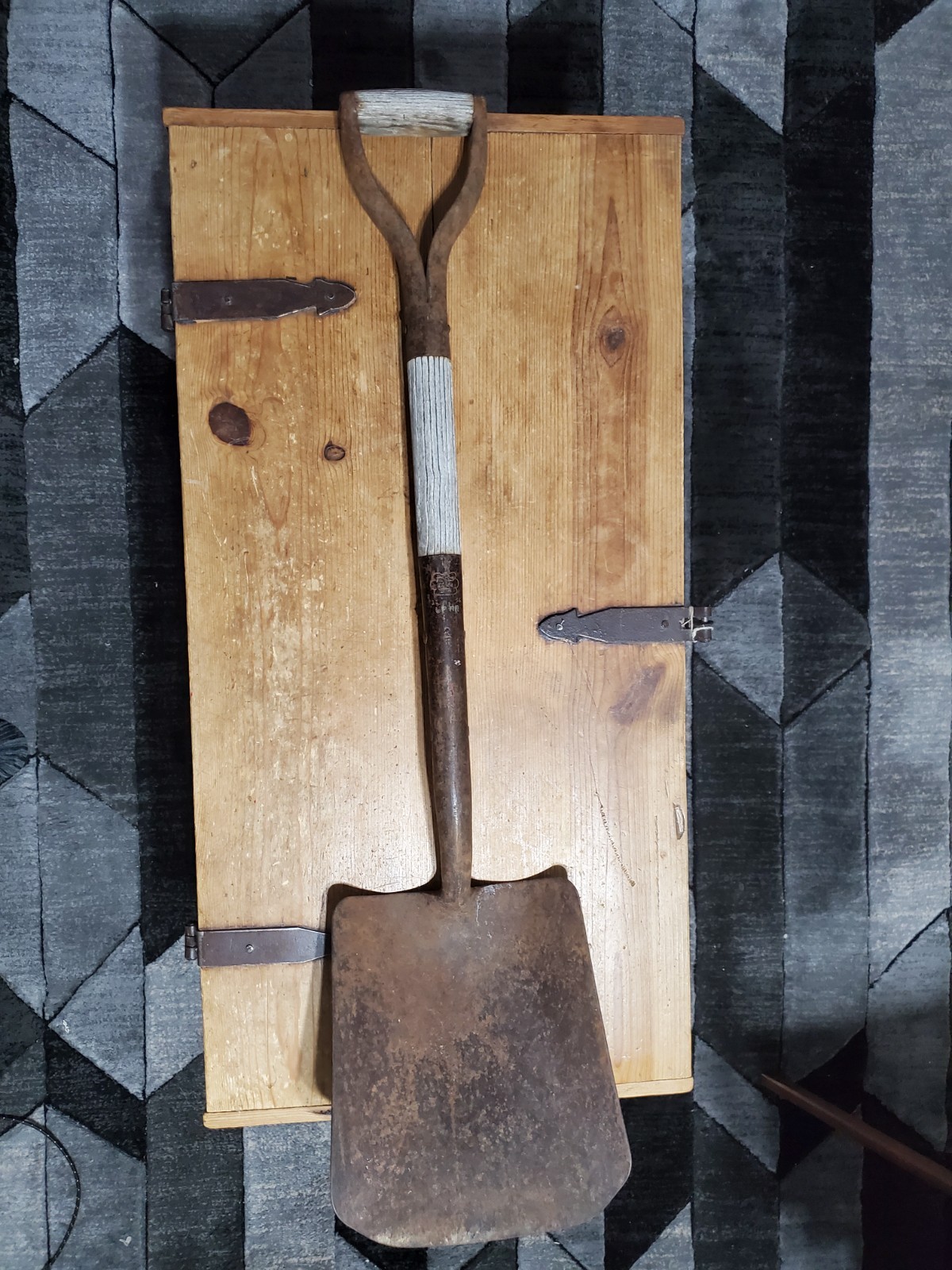 Antique Railroad Train Coal Shovel Ames Shock Band 37" Heavy Duty Antique Railroad Train Coal Shovel Ames Shock Band 37" Heavy Duty