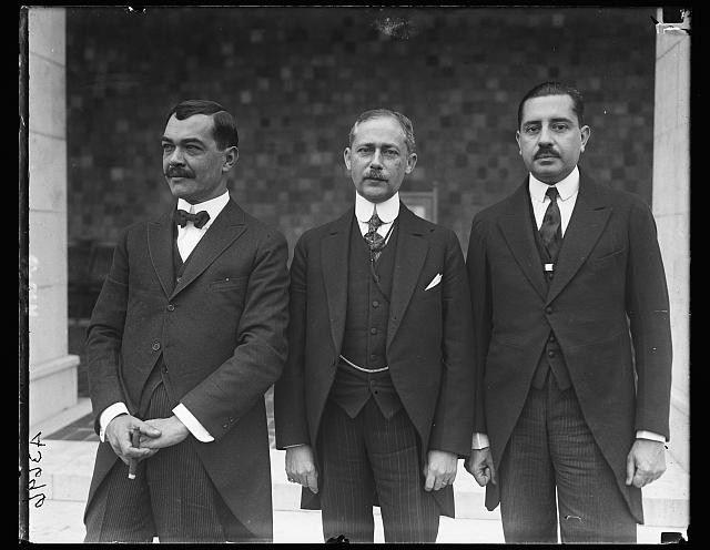 Photo:Three Men in Suits 1910s Portrait Photo Photo:Three Men in Suits 1910s Portrait Photo