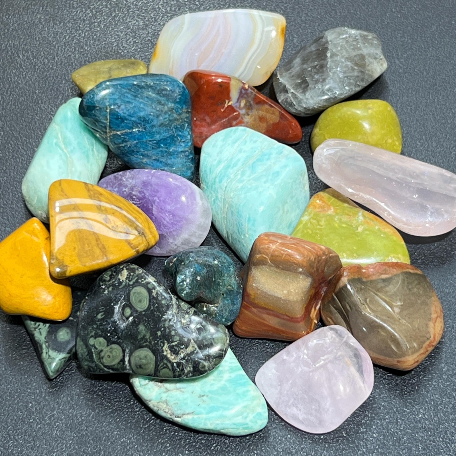 Assorted Tumbled Stones And Crystals Mix (By The Ounce or Pound) Wholesale Assorted Tumbled Stones And Crystals Mix (By The Ounce or Pound) Wholesale