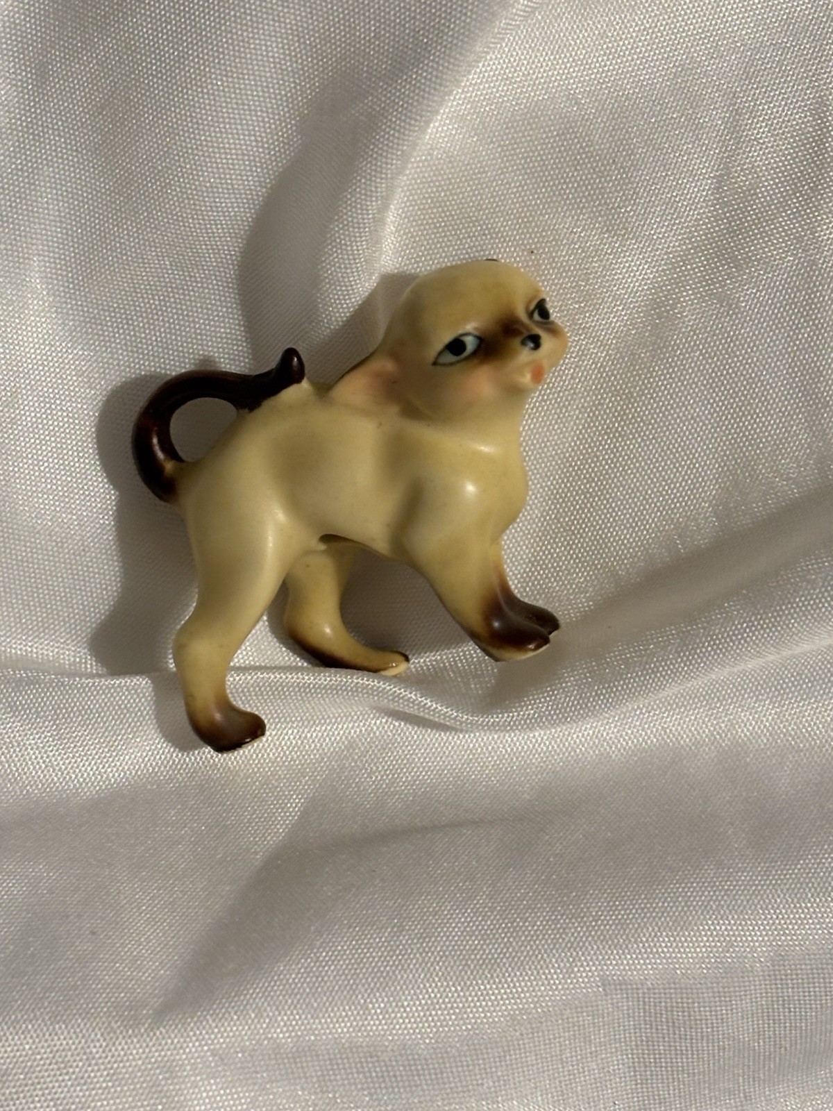 Miniature VTG Siamese Cat Trinket Hard Plastic Great Details Knick Knack Miniature VTG Siamese Cat Trinket Hard Plastic Great Details Knick Knack