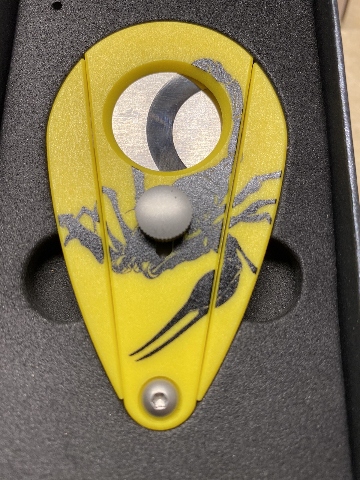 Xikar Xi2 Camacho Scorpion Limited Edition Cigar Cutter - New Xikar Xi2 Camacho Scorpion Limited Edition Cigar Cutter - New