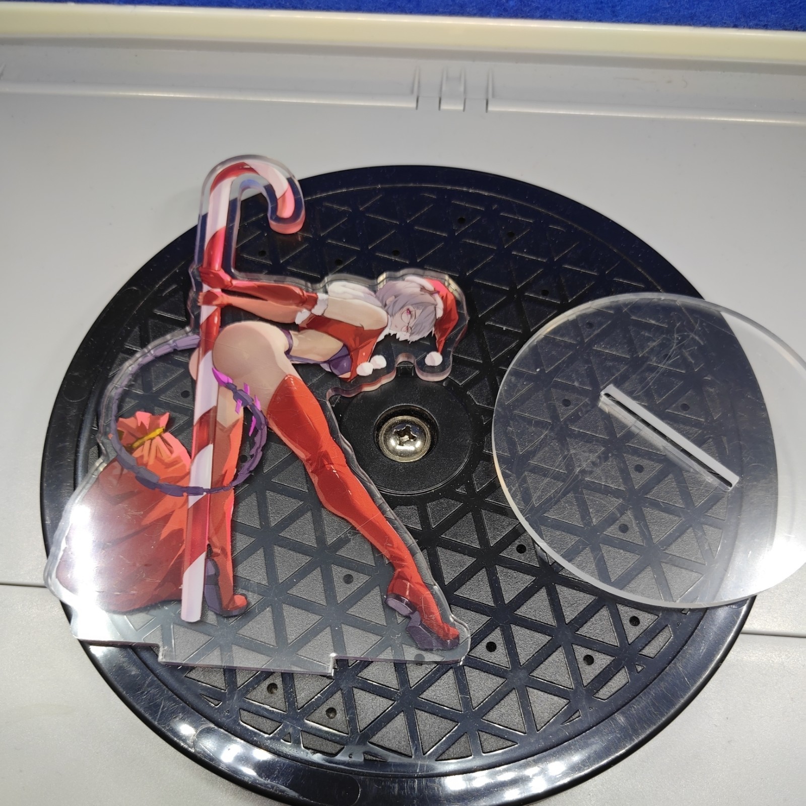 Novel Horizon Vtuber SARUEI - Holiday Acrylic Standee - Limited Merch Novel Horizon Vtuber SARUEI - Holiday Acrylic Standee - Limited Merch
