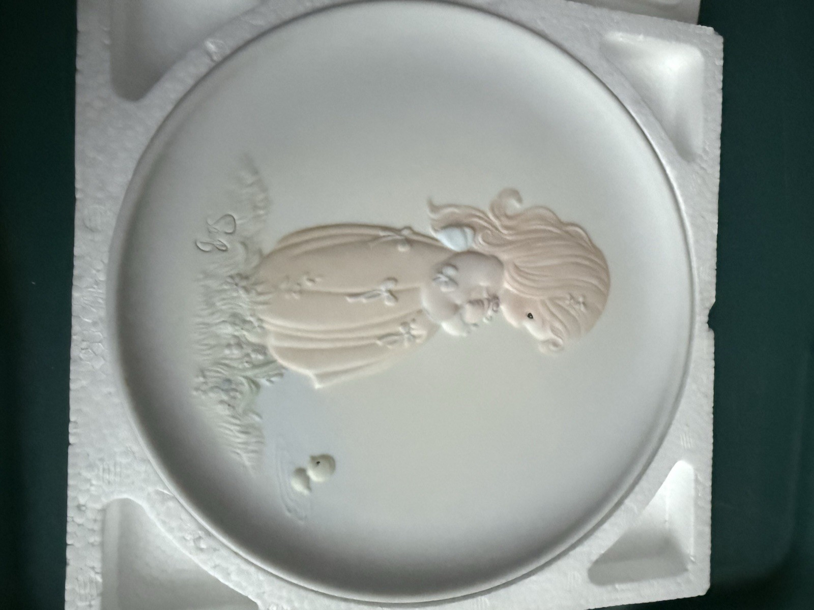 Vintage 1984 Precious Moments "Summer's Joy" Plate #12114 Four Seasons Vintage 1984 Precious Moments "Summer's Joy" Plate #12114 Four Seasons