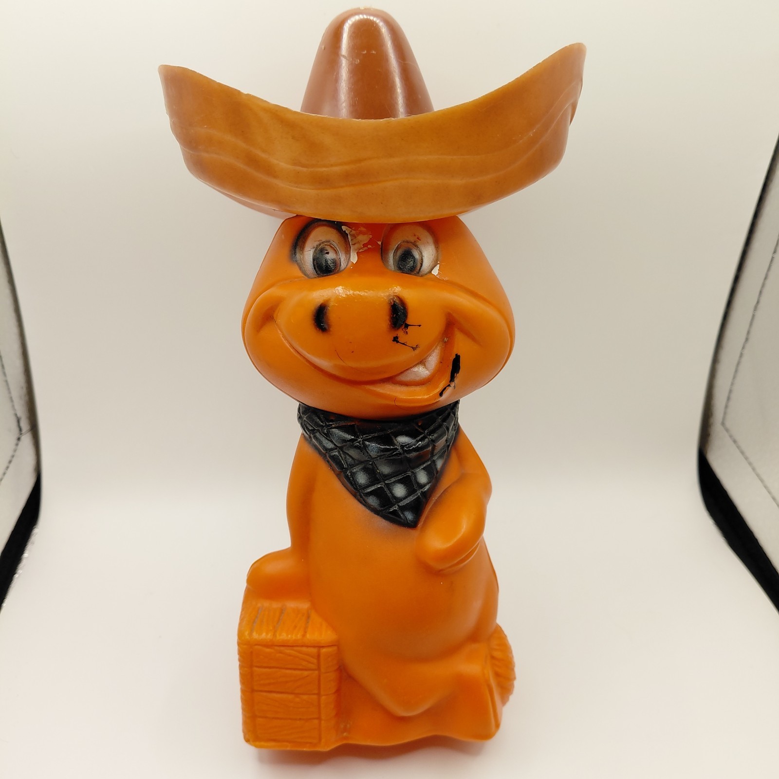 Vintage 1960s Hanna Barbera BABA LOOEY Vinyl Advertising Bank