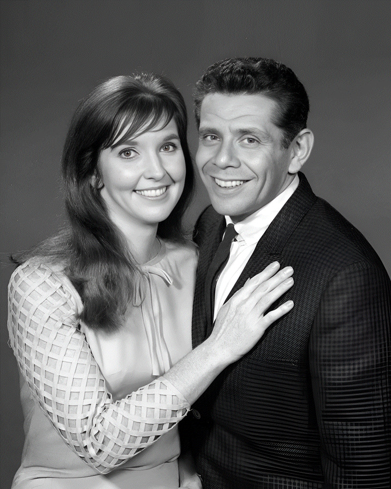 ANNE MEARA & JERRY STILLER - 8"X10" PHOTOGRAPH