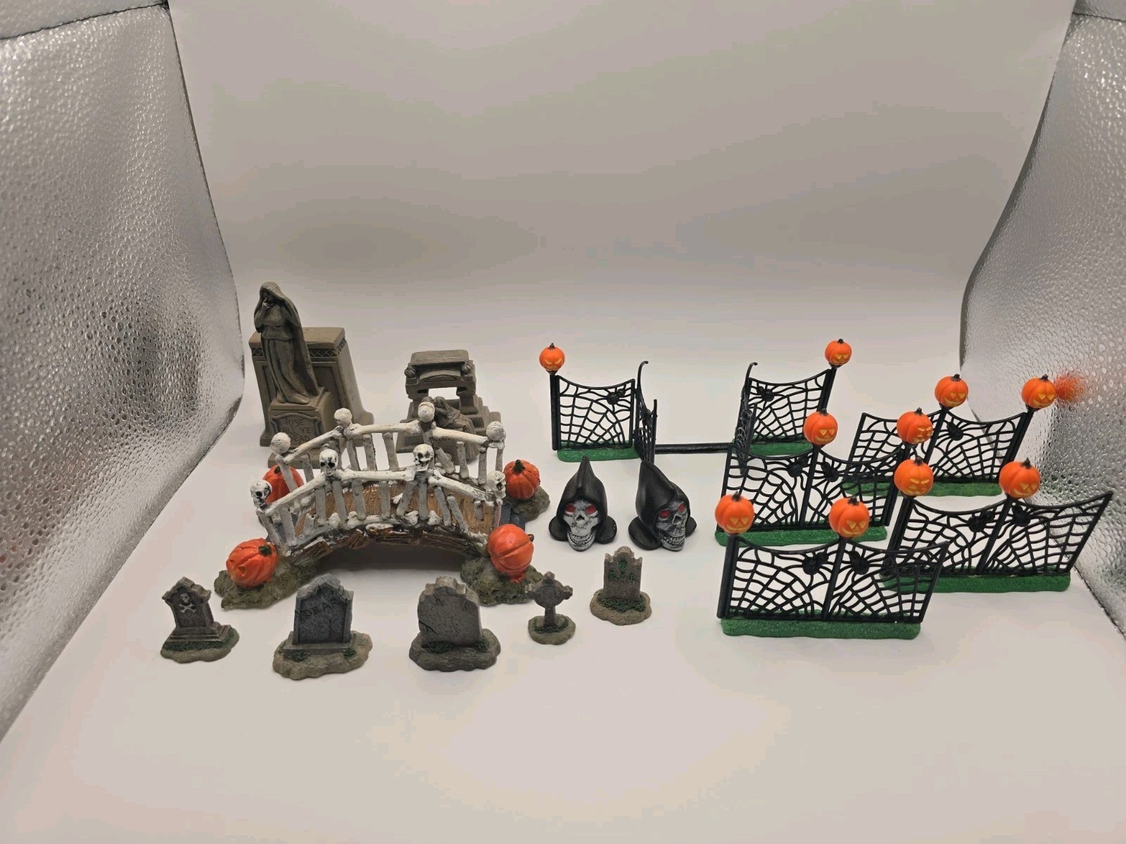 lemax spooky town halloween lot lemax spooky town halloween lot