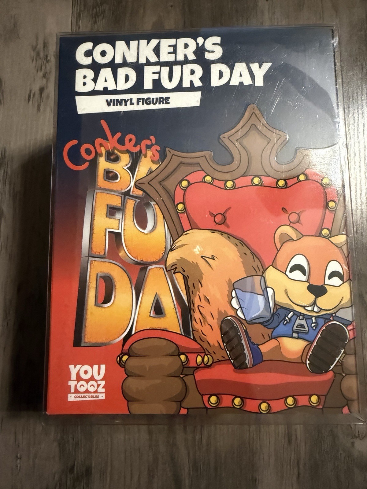 Conker's Bad Fur Day #0 Vinyl Figure Statue N64 King Conker Youtooz + Protector Conker's Bad Fur Day #0 Vinyl Figure Statue N64 King Conker Youtooz + Protector