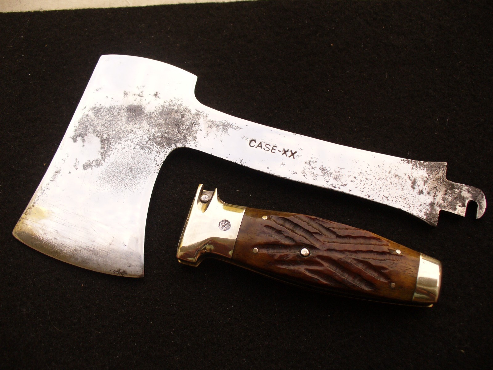 Vintage Case Tested XX Greenbone Handle & Hatchet from KNIFEAXE Combo Set VG Vintage Case Tested XX Greenbone Handle & Hatchet from KNIFEAXE Combo Set VG
