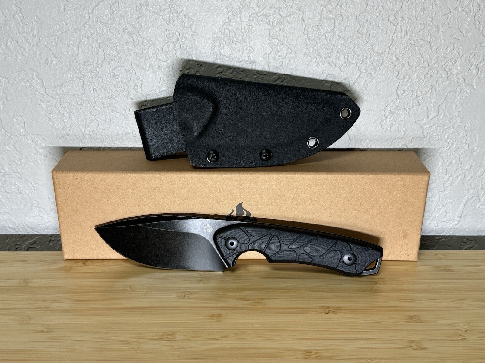 QSP Tiny Tot EDC Knife QS-169 Fixed Blade Black G10 Black Blade New In Box QSP Tiny Tot EDC Knife QS-169 Fixed Blade Black G10 Black Blade New In Box