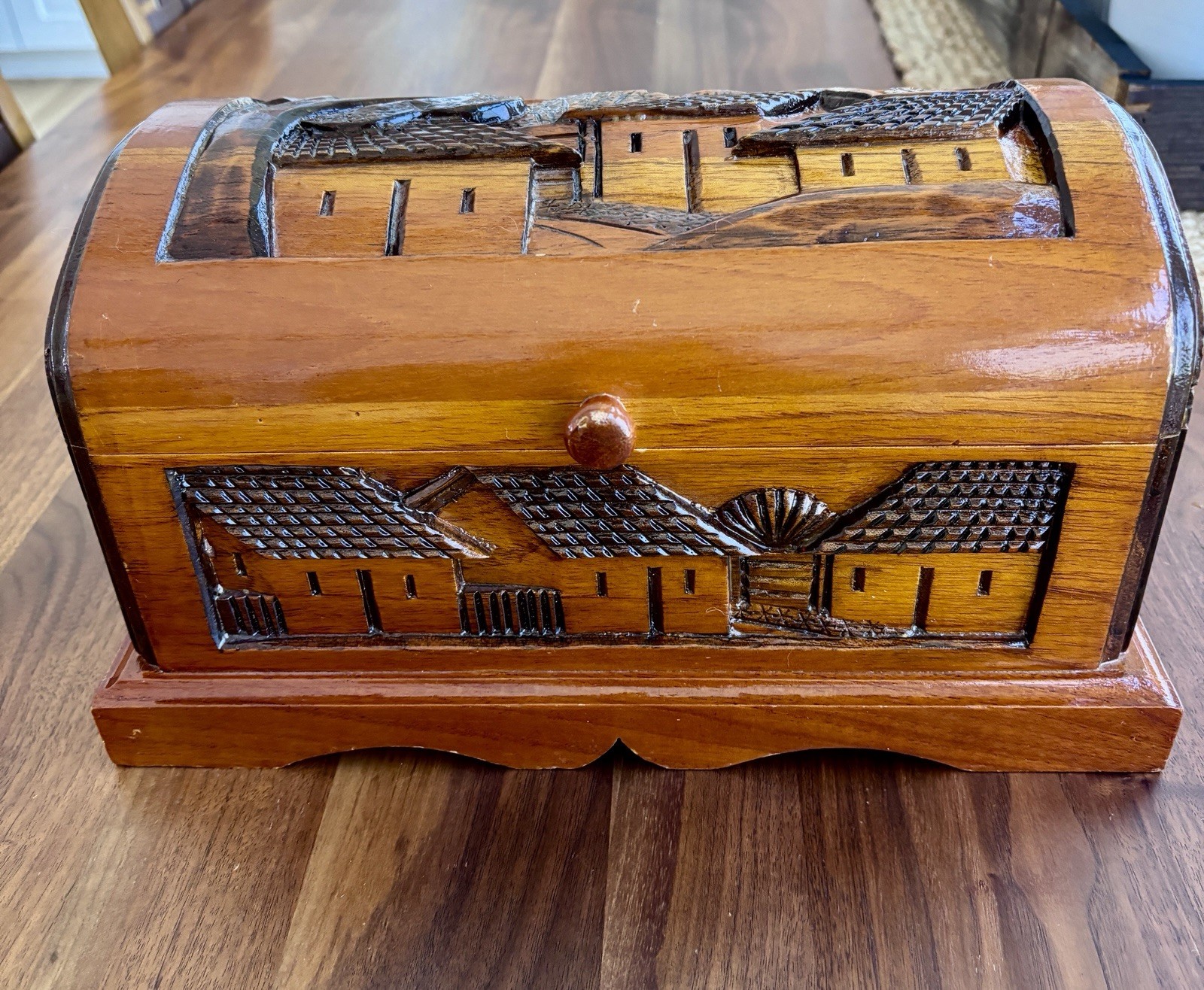 Vintage Hand Carved Wooden Jewelry Box Trunk Honduras Folk Art Village Scene 3D Vintage Hand Carved Wooden Jewelry Box Trunk Honduras Folk Art Village Scene 3D