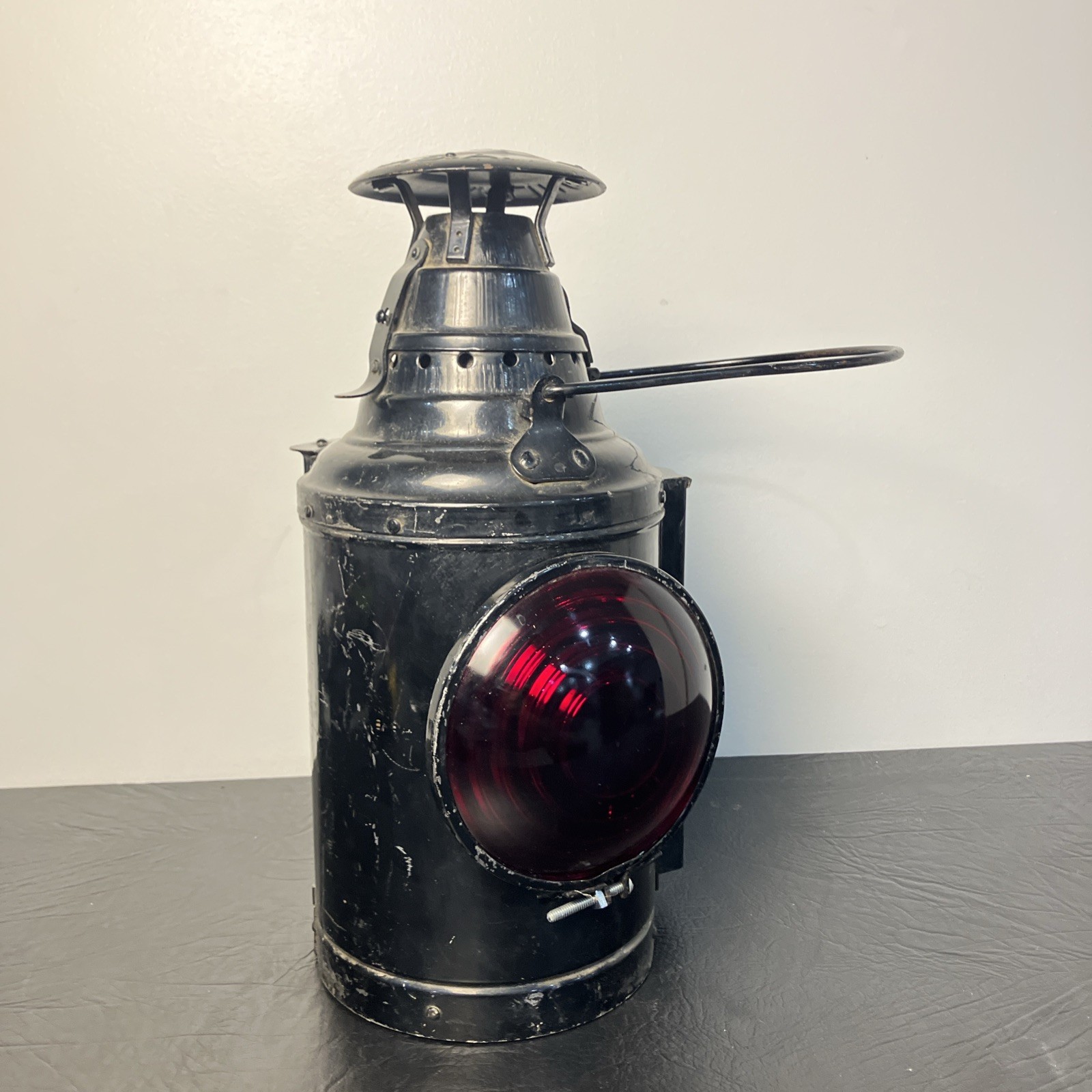 Vintage Dressel Arlington NJ Railroad Tail Lamp – Kerosene Marker Lantern Red VG Vintage Dressel Arlington NJ Railroad Tail Lamp – Kerosene Marker Lantern Red VG