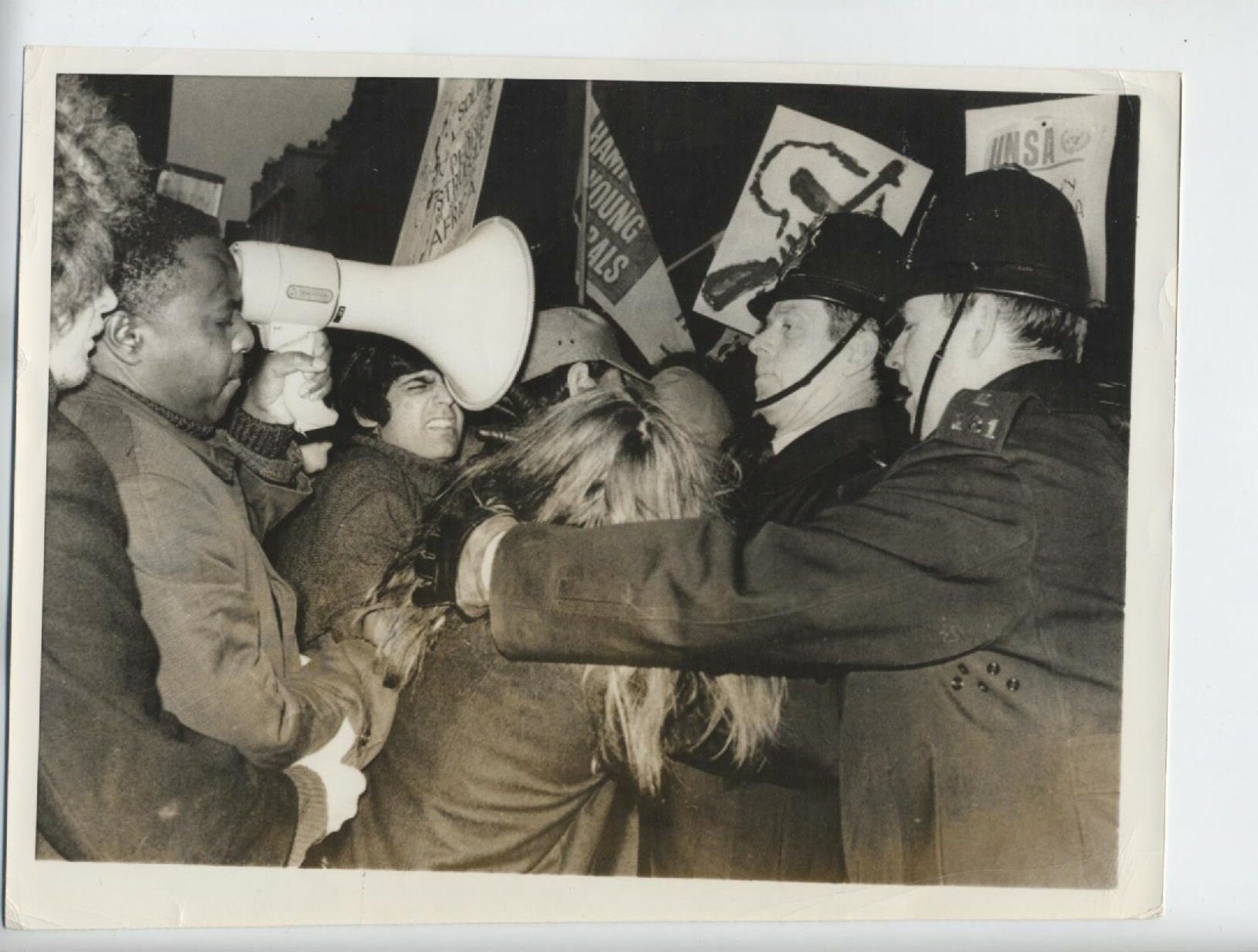 1969 VINTAGE ORIGINAL PHOTO RHODESIA HOUSE LONDON DEMONSTRATORS BLACK POWER MARC