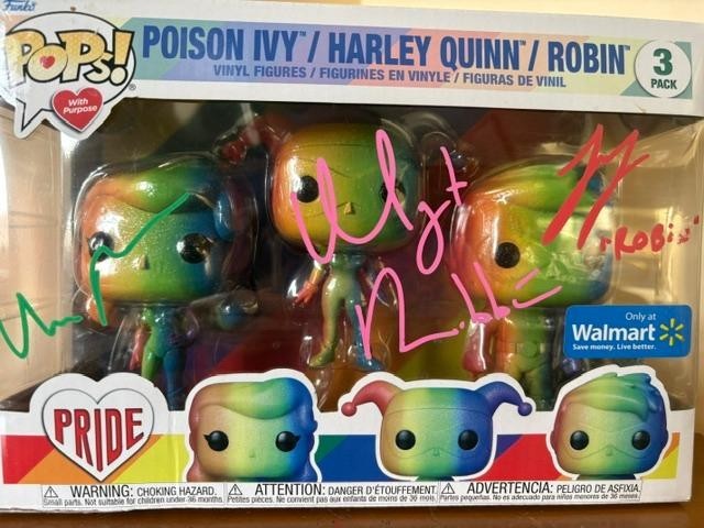 Funko Pop Pride 3 Pack Autographed. Margot Robbie, Uma Thurman, Loren Lester Funko Pop Pride 3 Pack Autographed. Margot Robbie, Uma Thurman, Loren Lester