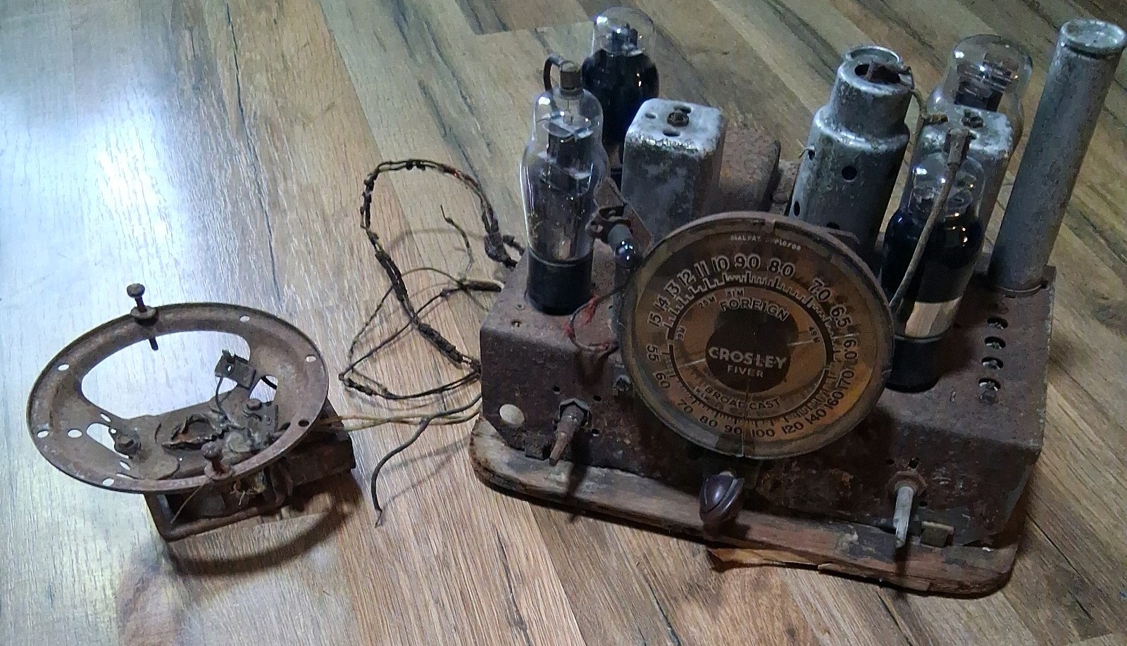 vIntage CROSLEY FIVER: Untested 157? CHASSIS w/all 5 TUBES parts/repair vIntage CROSLEY FIVER: Untested 157? CHASSIS w/all 5 TUBES parts/repair