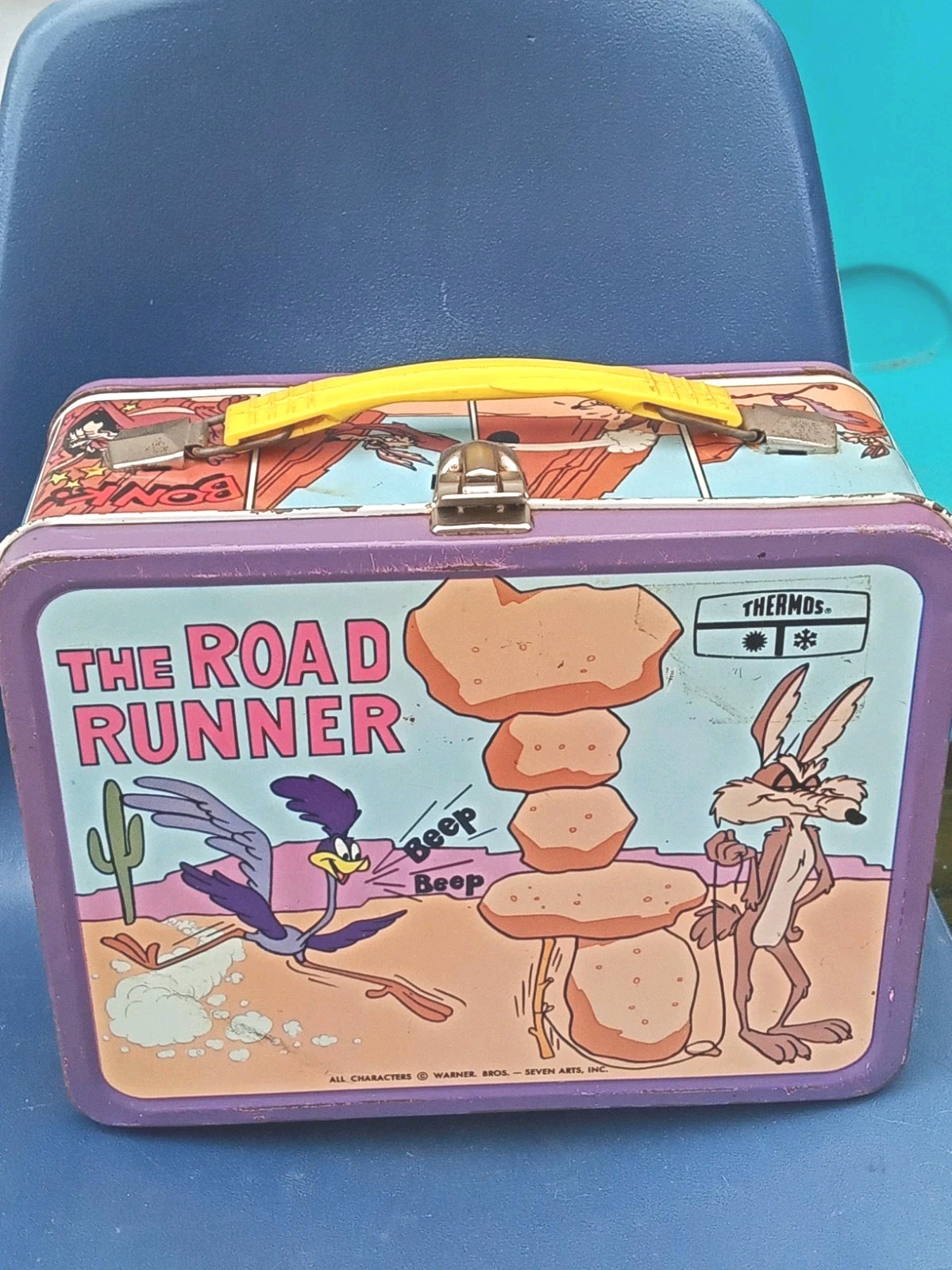 Vintage Road Runner Warner Bros Cartoon 1973 Metal Lunchbox With No Thermos Vintage Road Runner Warner Bros Cartoon 1973 Metal Lunchbox With No Thermos