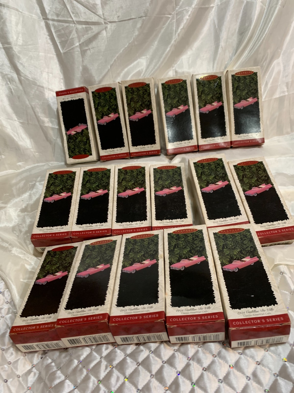 Hallmark 1996 Ornament Pink Cadillac 1959 DeVille Convertible Car Replic  LOT 17