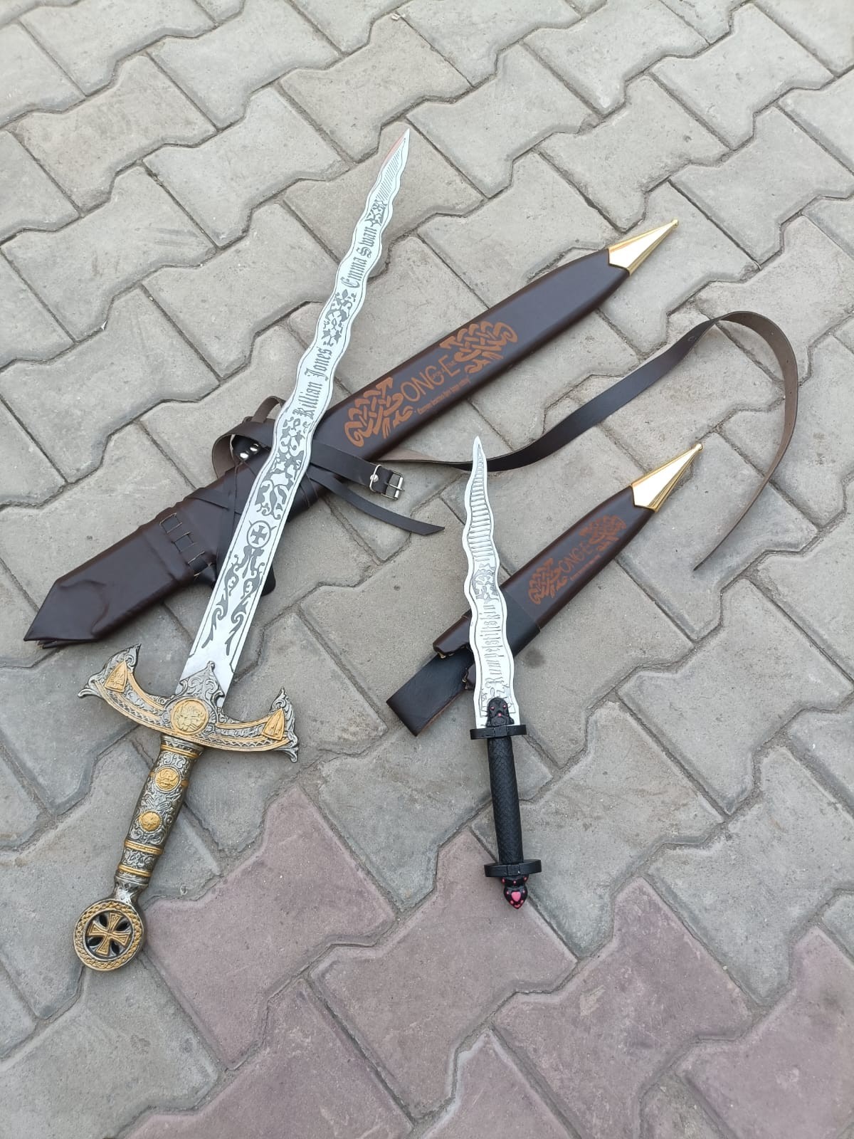 Excalibur Sword & Dagger Replica Inspired by Once upon a time with scabbard Excalibur Sword & Dagger Replica Inspired by Once upon a time with scabbard