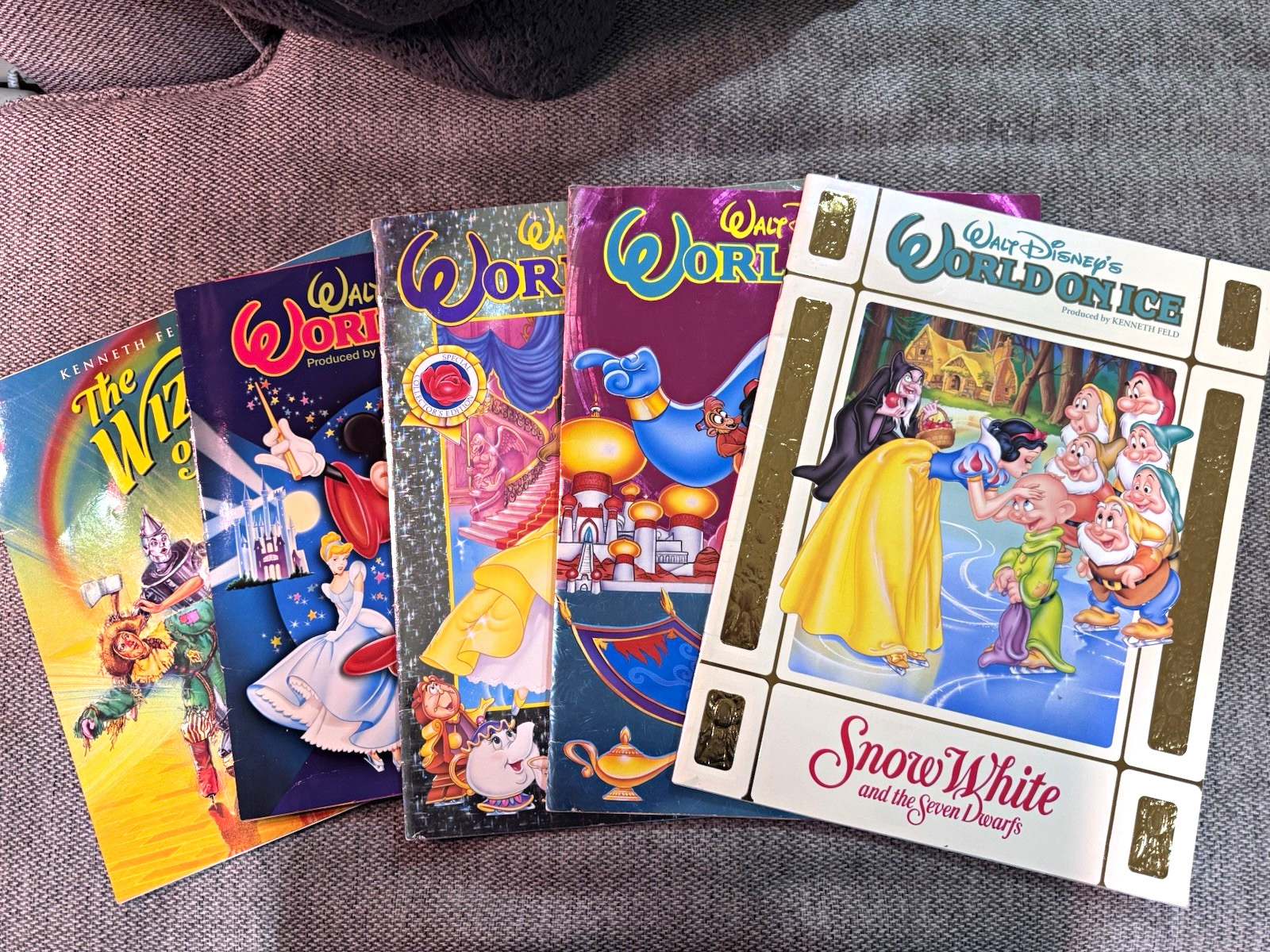 Vintage Disney World On Ice Program Lot 1992-1996 Aladdin Snow White 3D Vintage Disney World On Ice Program Lot 1992-1996 Aladdin Snow White 3D