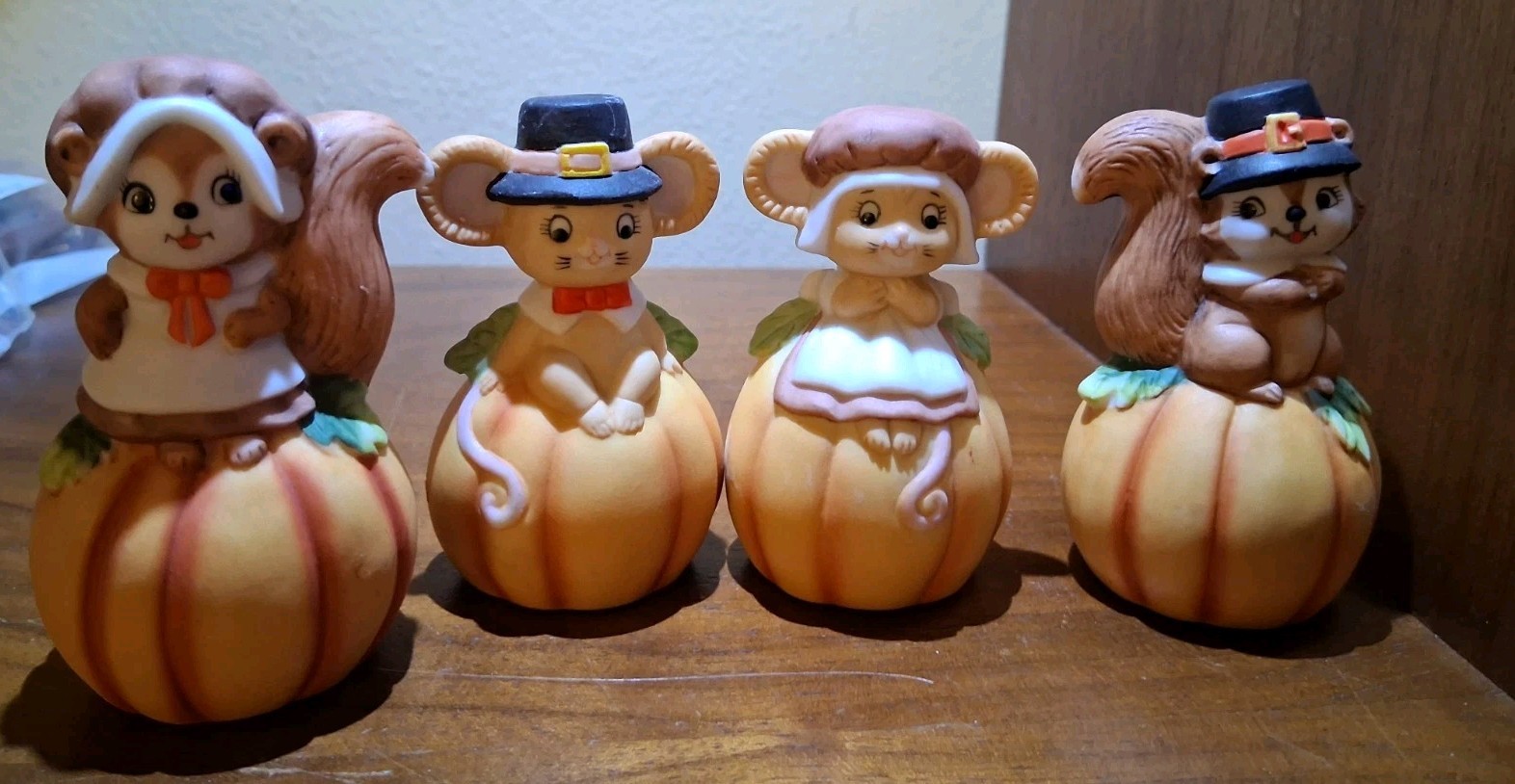 Set Of 4 Vintage Lefton Anthropomorphic Pilgrim Mice Thanksgiving Fall Set Of 4 Vintage Lefton Anthropomorphic Pilgrim Mice Thanksgiving Fall