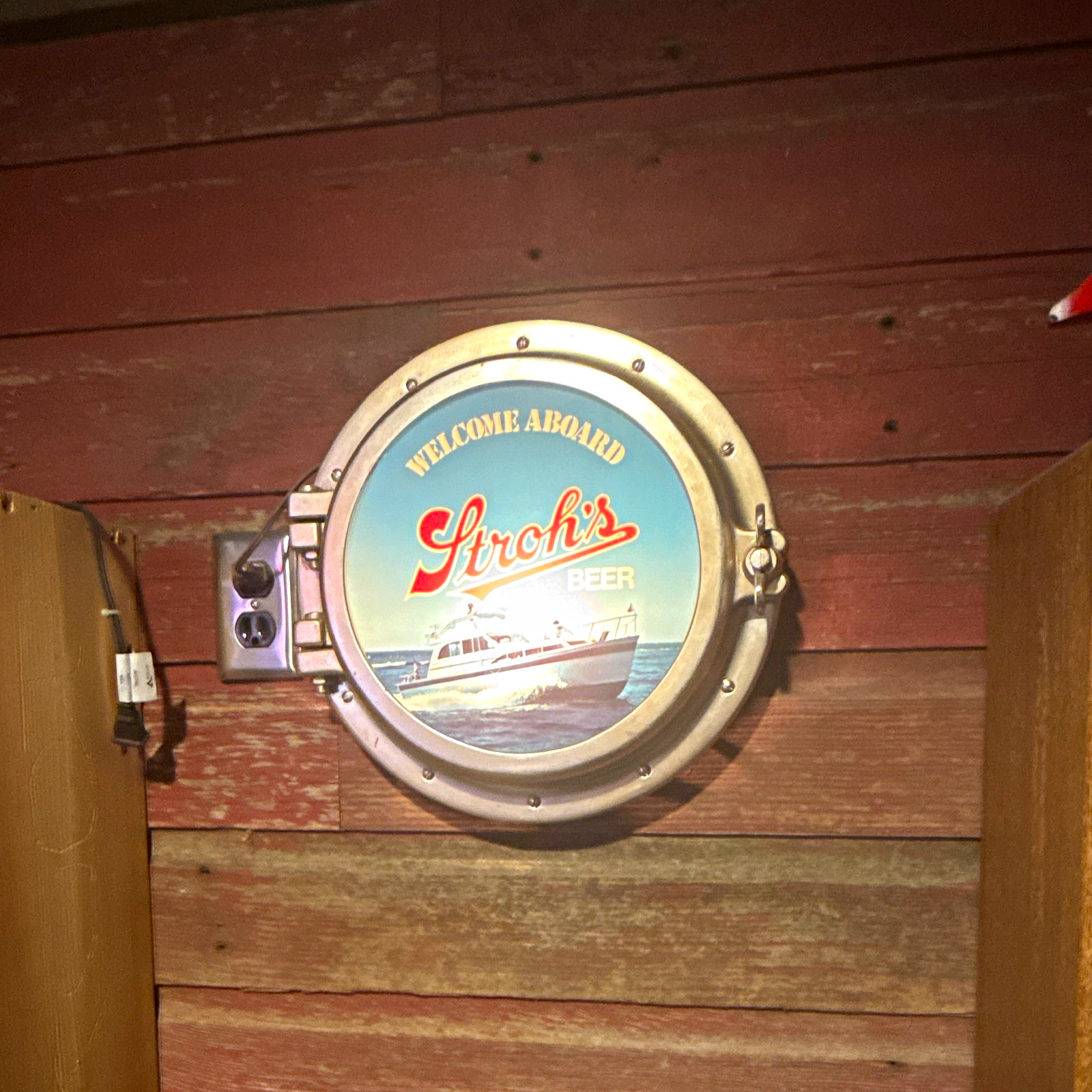 Stroh's Beer “Welcome Aboard” Wall Sign Breweriana Bar Display