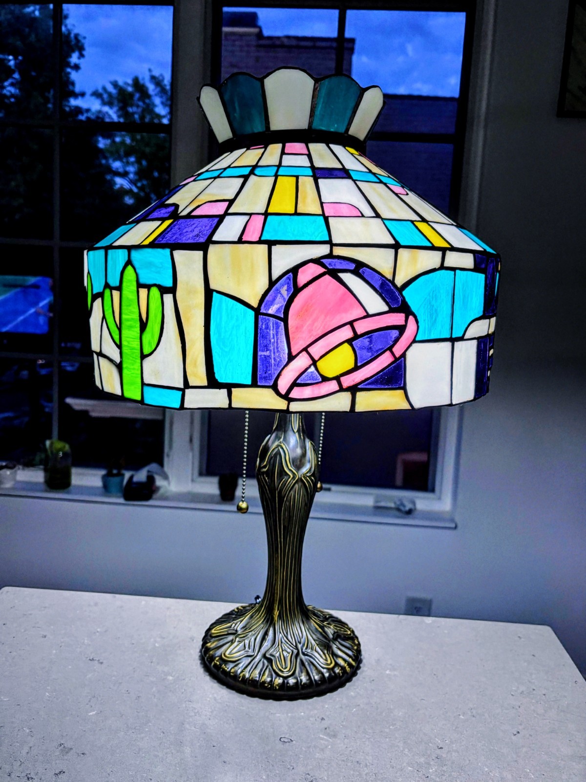 Taco Bell Tiffany Style Handmade Stained Glass Lamp Taco Bell Tiffany Style Handmade Stained Glass Lamp