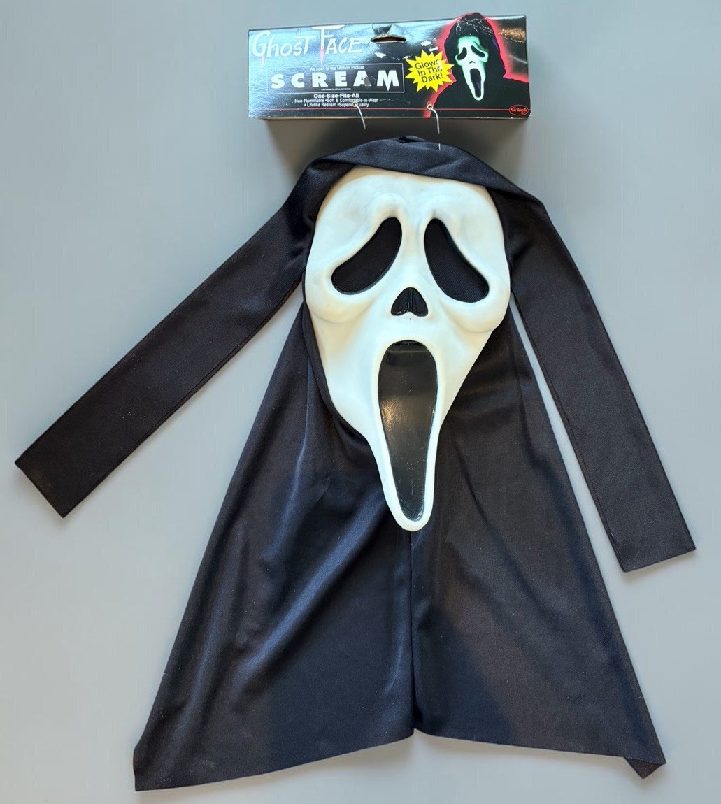 NWT NOS 1997 Easter U Fun World DIV Ghost Face Scream Mask On Card Vintage NWT NOS 1997 Easter U Fun World DIV Ghost Face Scream Mask On Card Vintage