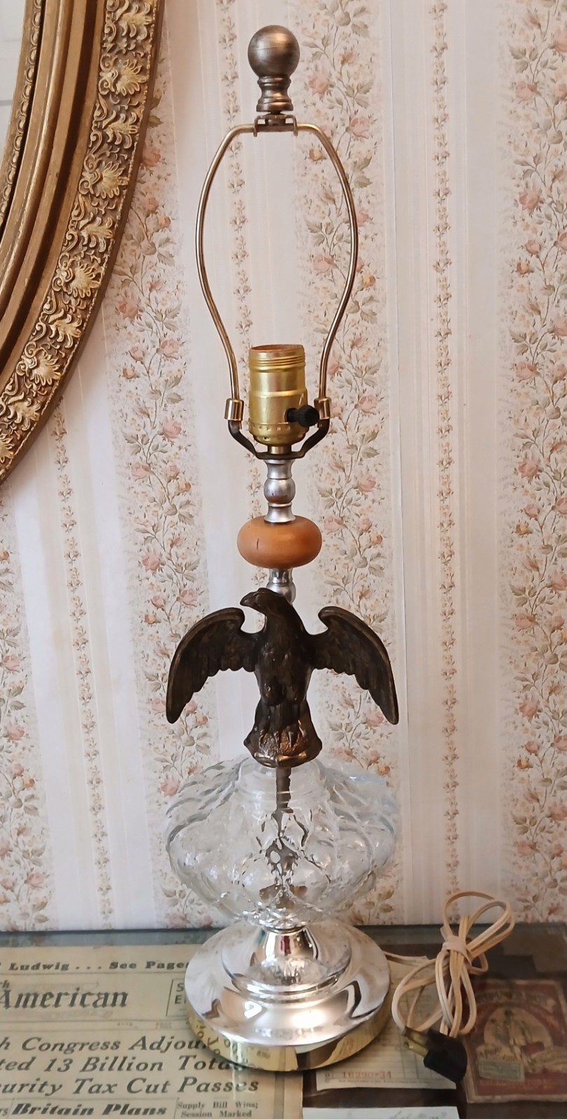 Vintage Federal Style 24" Bronze Eagle Table Lamp - Works Great 1960s & 70s 