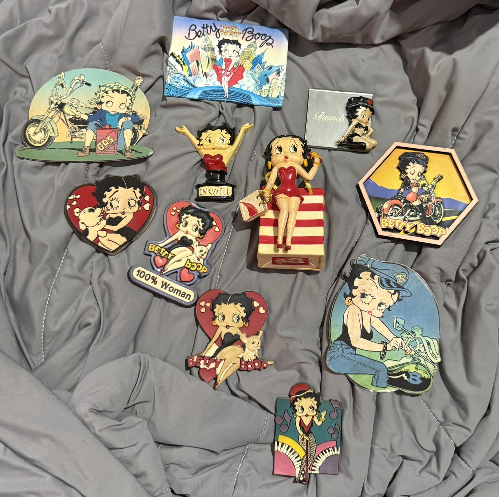 Lot of 11- Vintage 1990’s  Betty Boop Classic Refrigerator Magnets