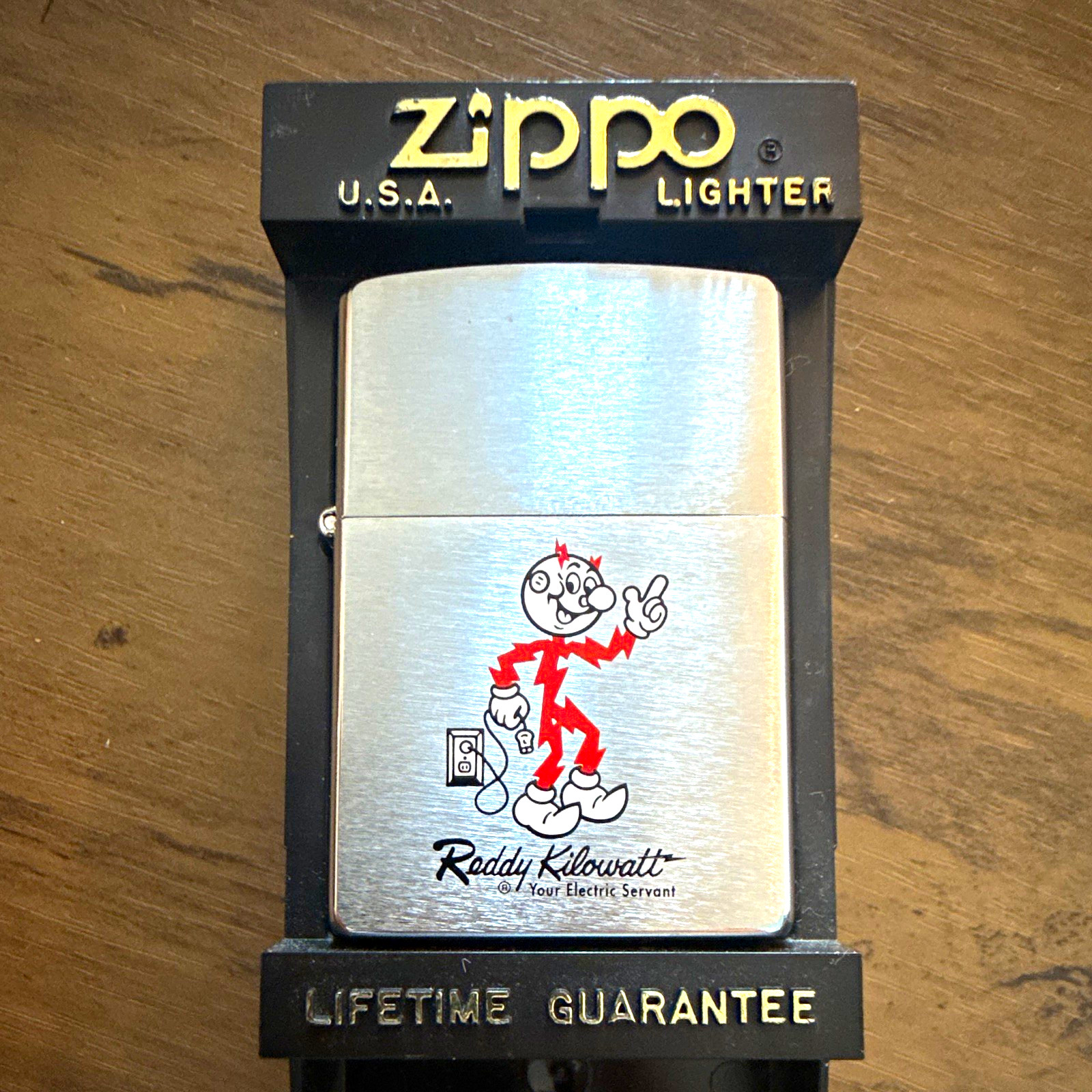 Vintage Zippo USA Reddy Kilowatt "Your Electric Servant" 1998 XIV BRAND NEW