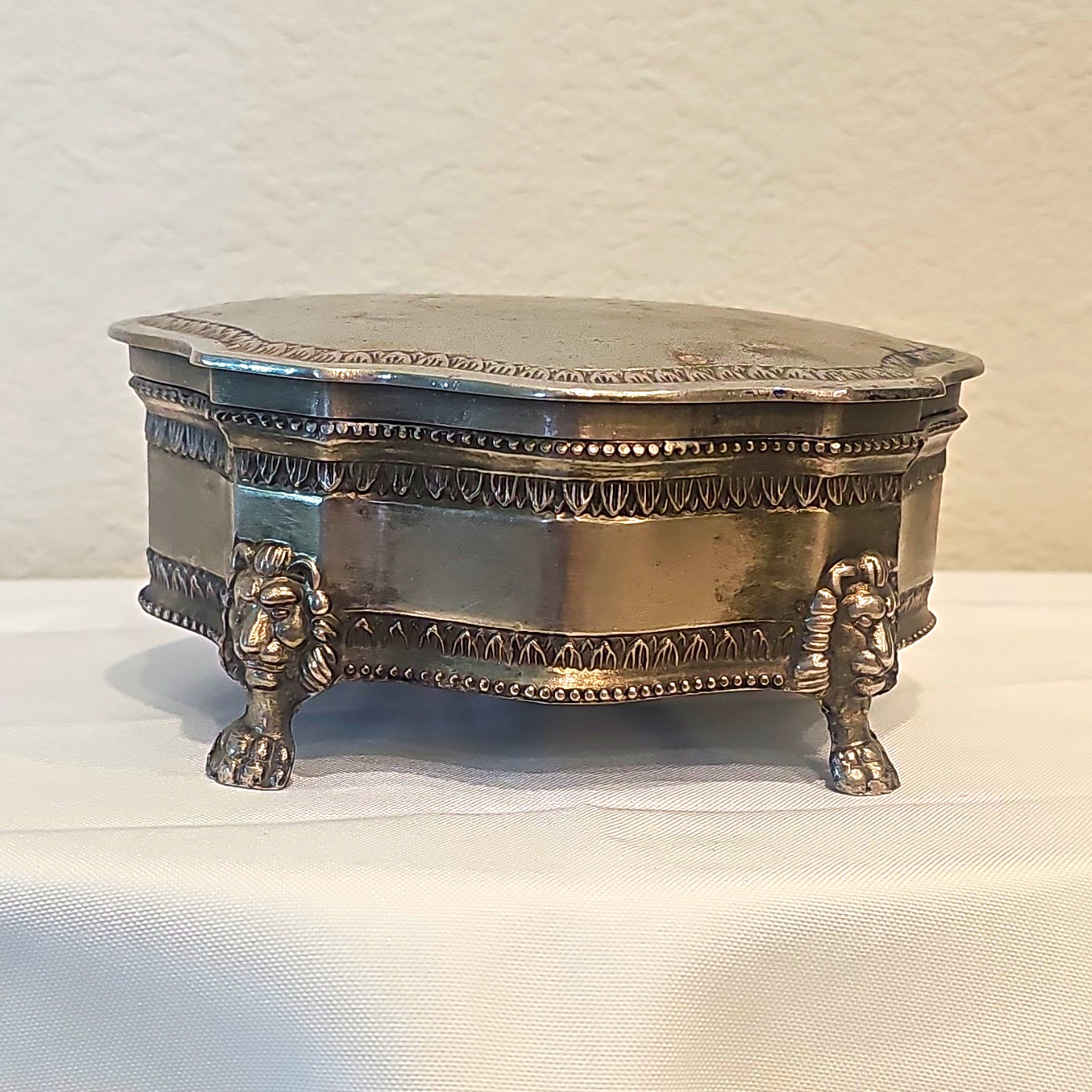 Vintage Silver-Tone Metal Hinged Trinket Box on Lion Feet w/ Blue Velvet Lining Vintage Silver-Tone Metal Hinged Trinket Box on Lion Feet w/ Blue Velvet Lining