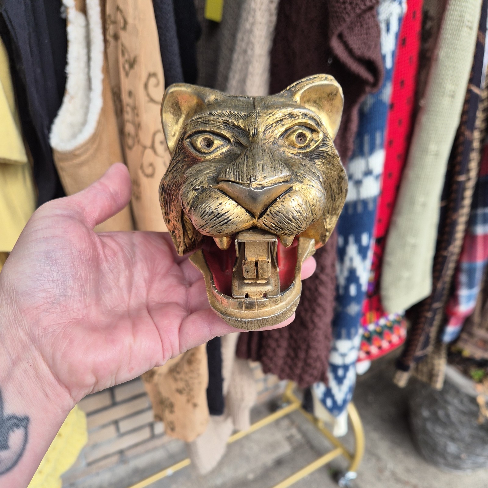 TED ARNOLD TIGER HEAD RARE VINTAGE 1960s GOLD PLATED STAPLER TED ARNOLD TIGER HEAD RARE VINTAGE 1960s GOLD PLATED STAPLER