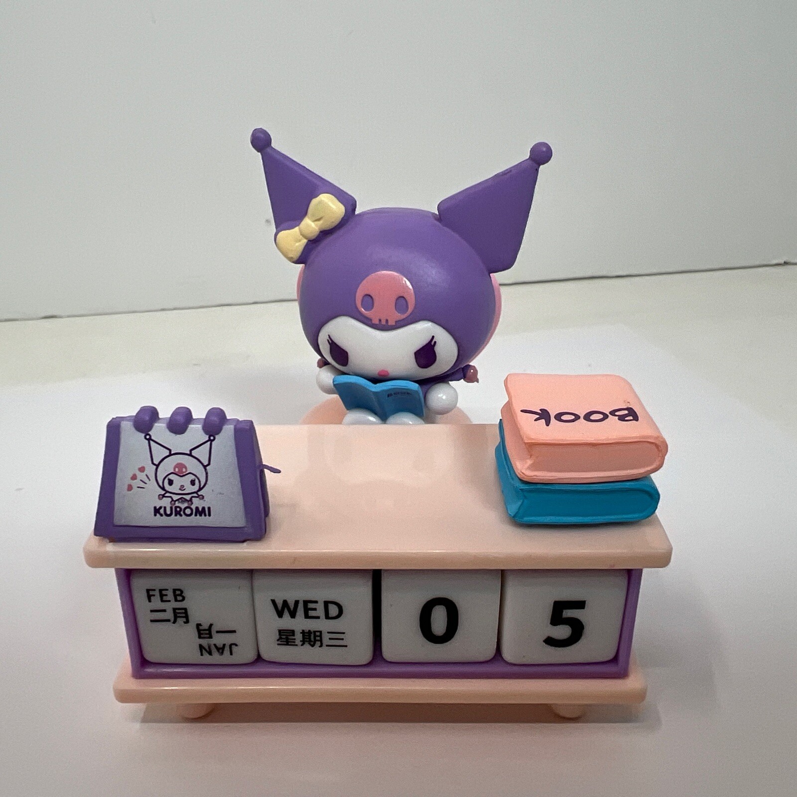 Sanrio Kuromi Figure Sitting At Desk Blocks Calendar New Loose No Box Sanrio Kuromi Figure Sitting At Desk Blocks Calendar New Loose No Box