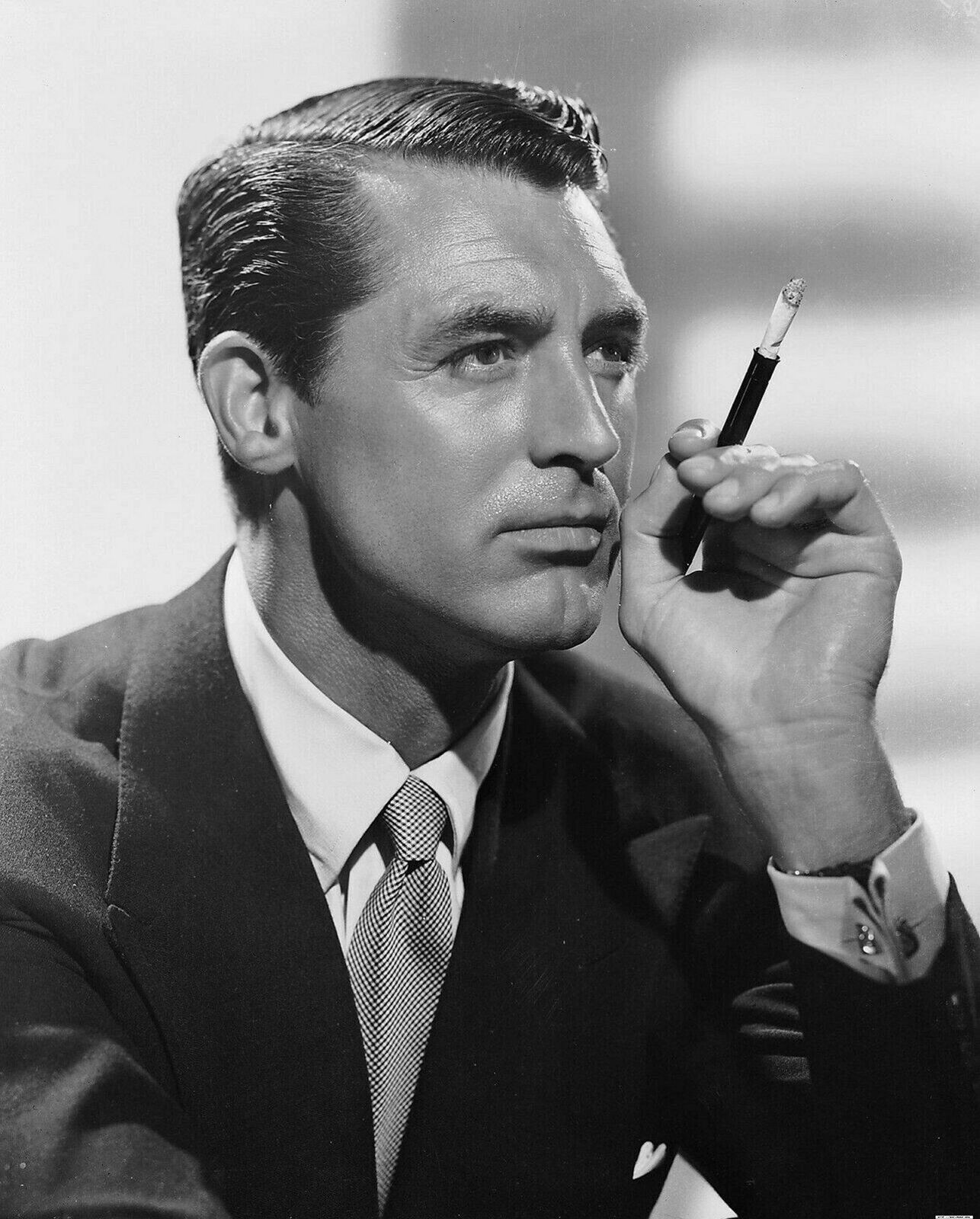 Legendary CARY GRANT with Cigarette  PHOTO   (214-F )